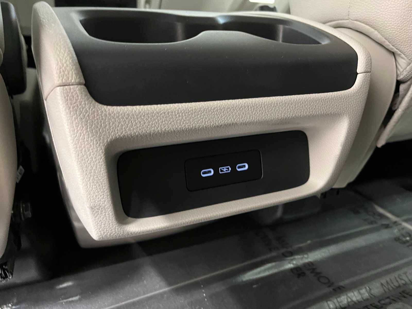 Thumbnail: 2026 Honda Odyssey - 22