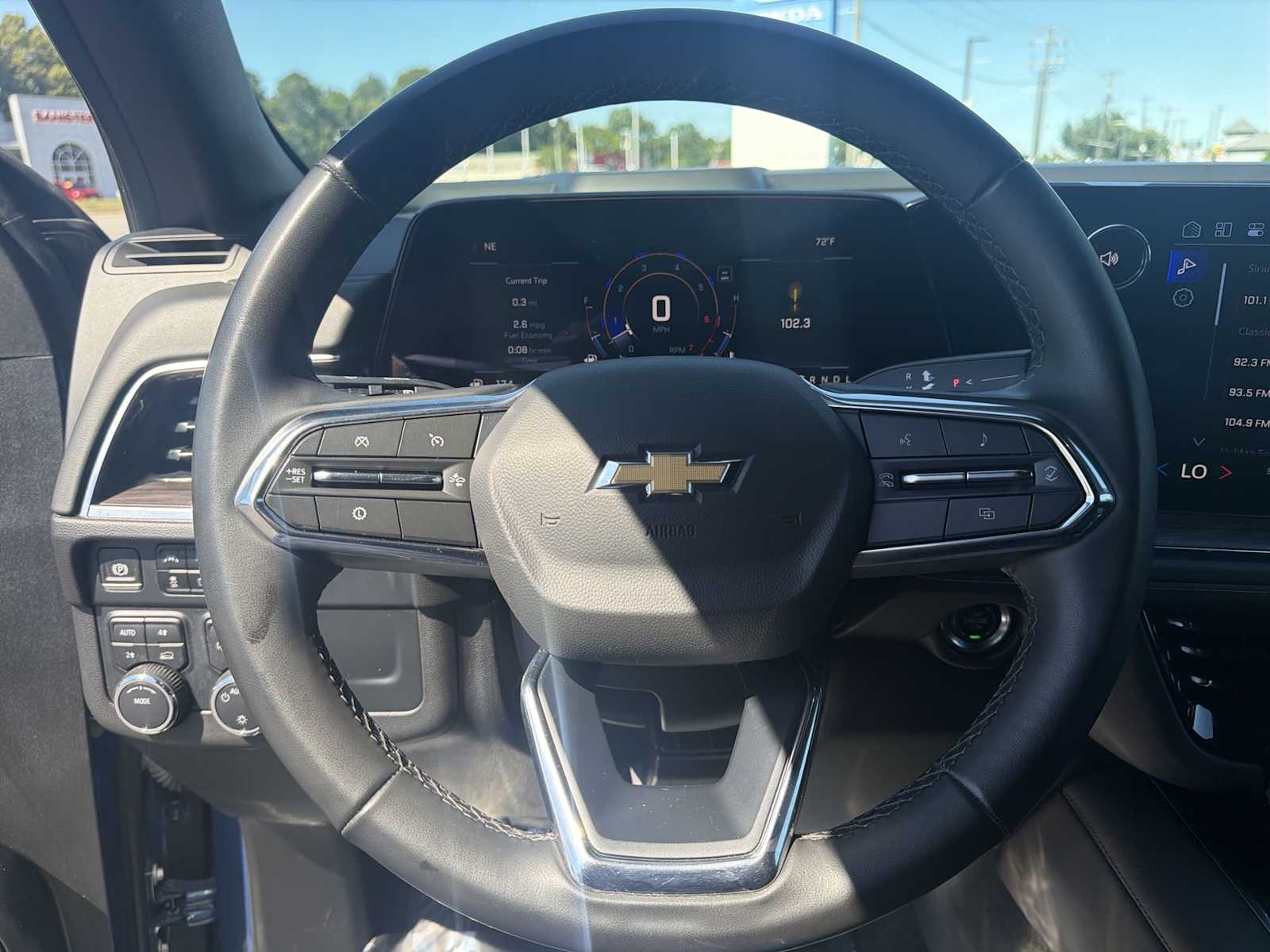 Thumbnail: 2025 Chevrolet Tahoe - 11