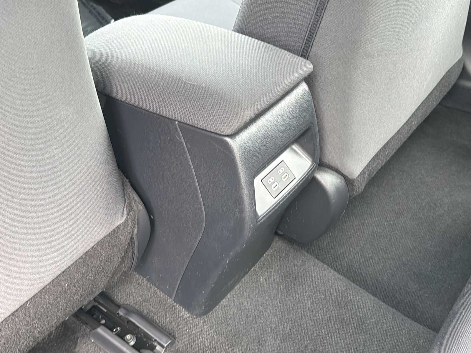 Thumbnail: 2024 Toyota Corolla - 21