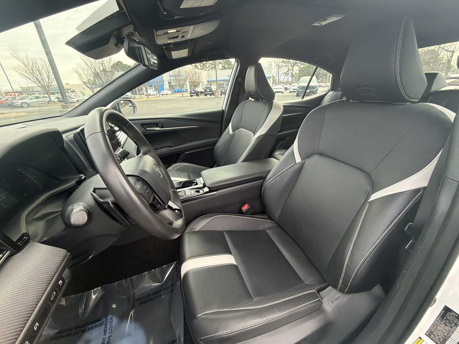 Thumbnail: 2025 Toyota Camry - 13