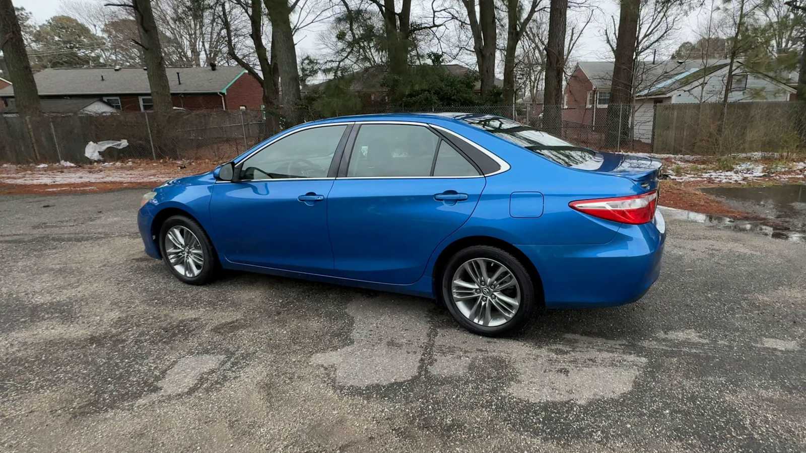 Thumbnail: 2017 Toyota Camry - 6