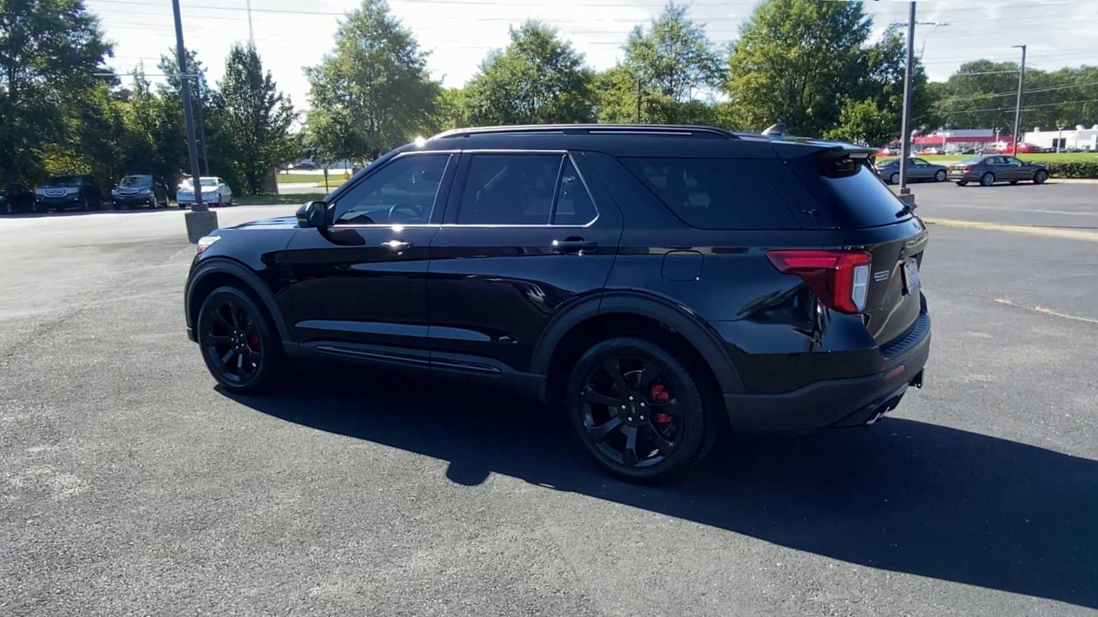 Thumbnail: 2023 Ford Explorer - 6