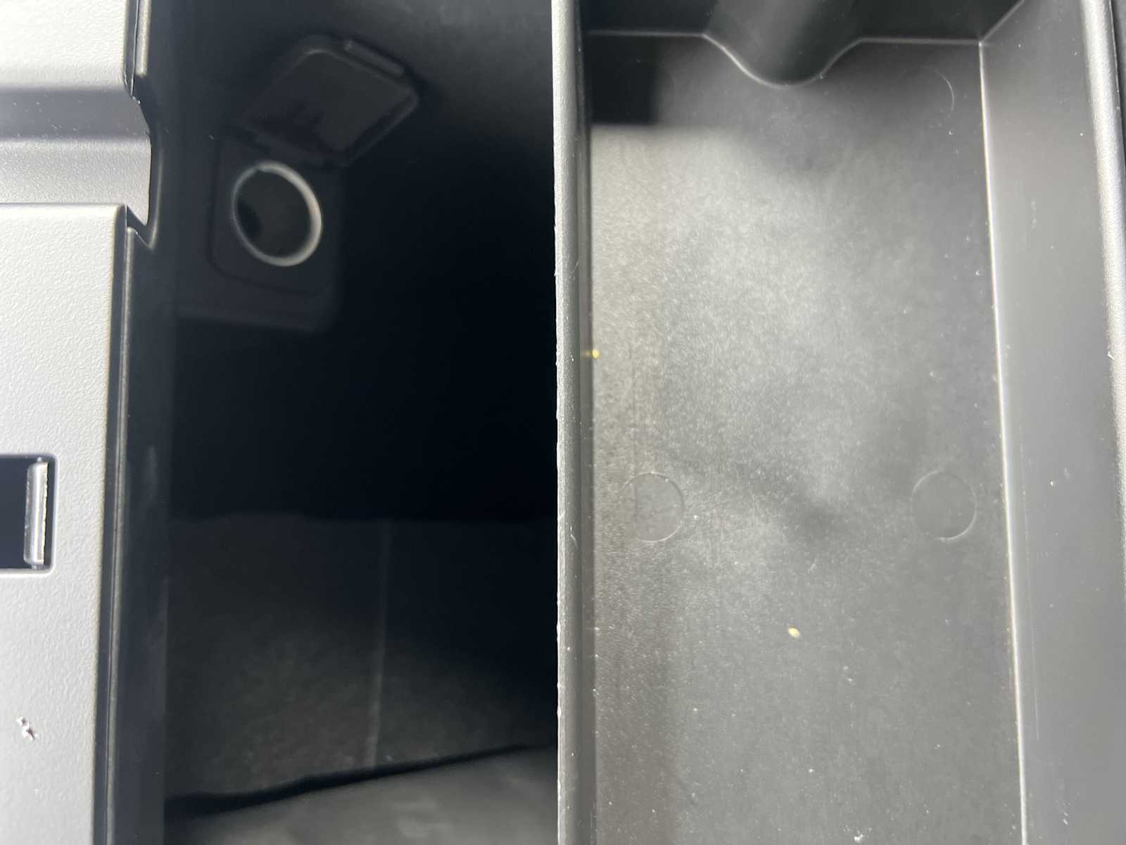 Thumbnail: 2023 Ford Explorer - 24