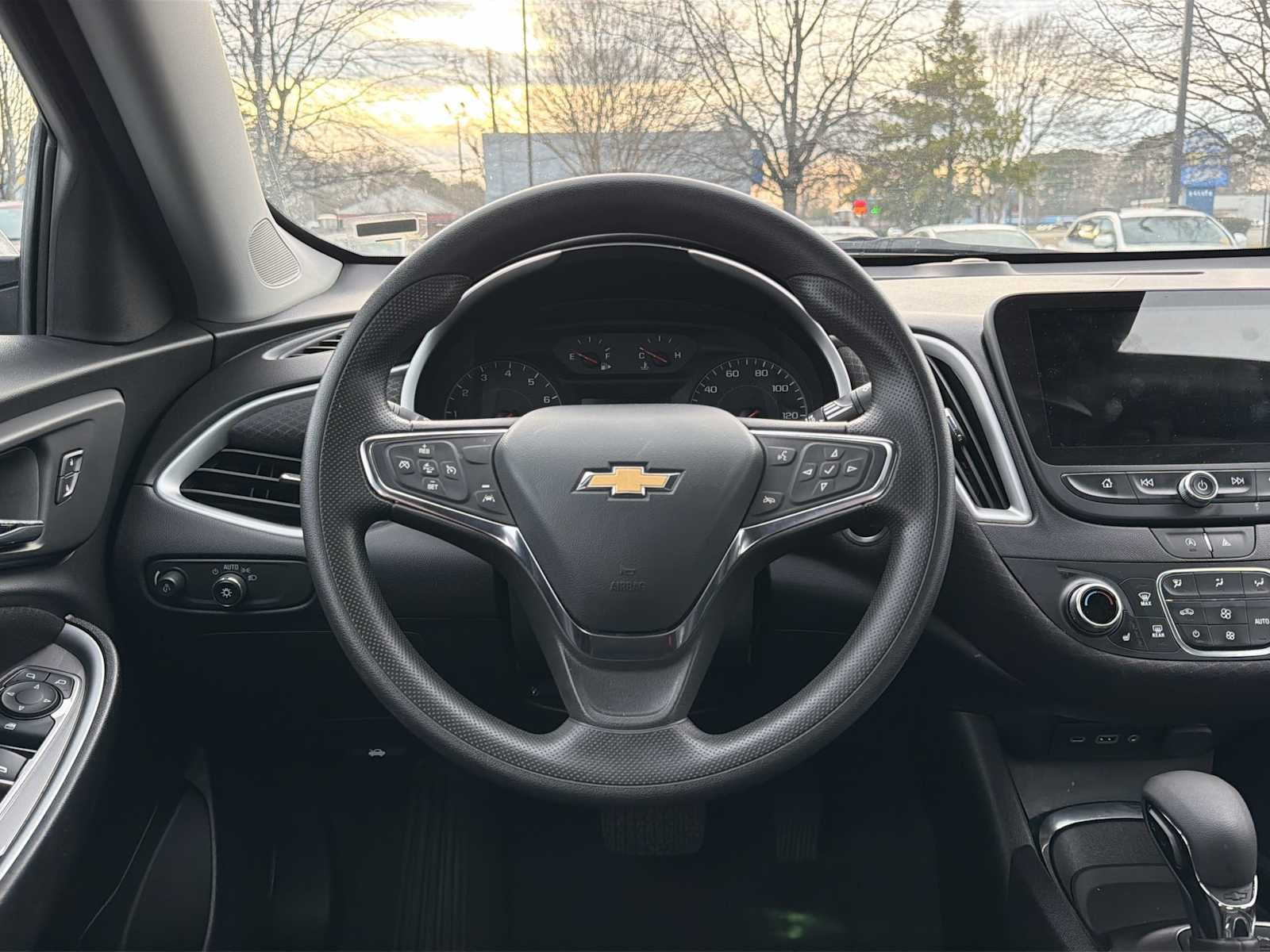 Thumbnail: 2024 Chevrolet Malibu - 11