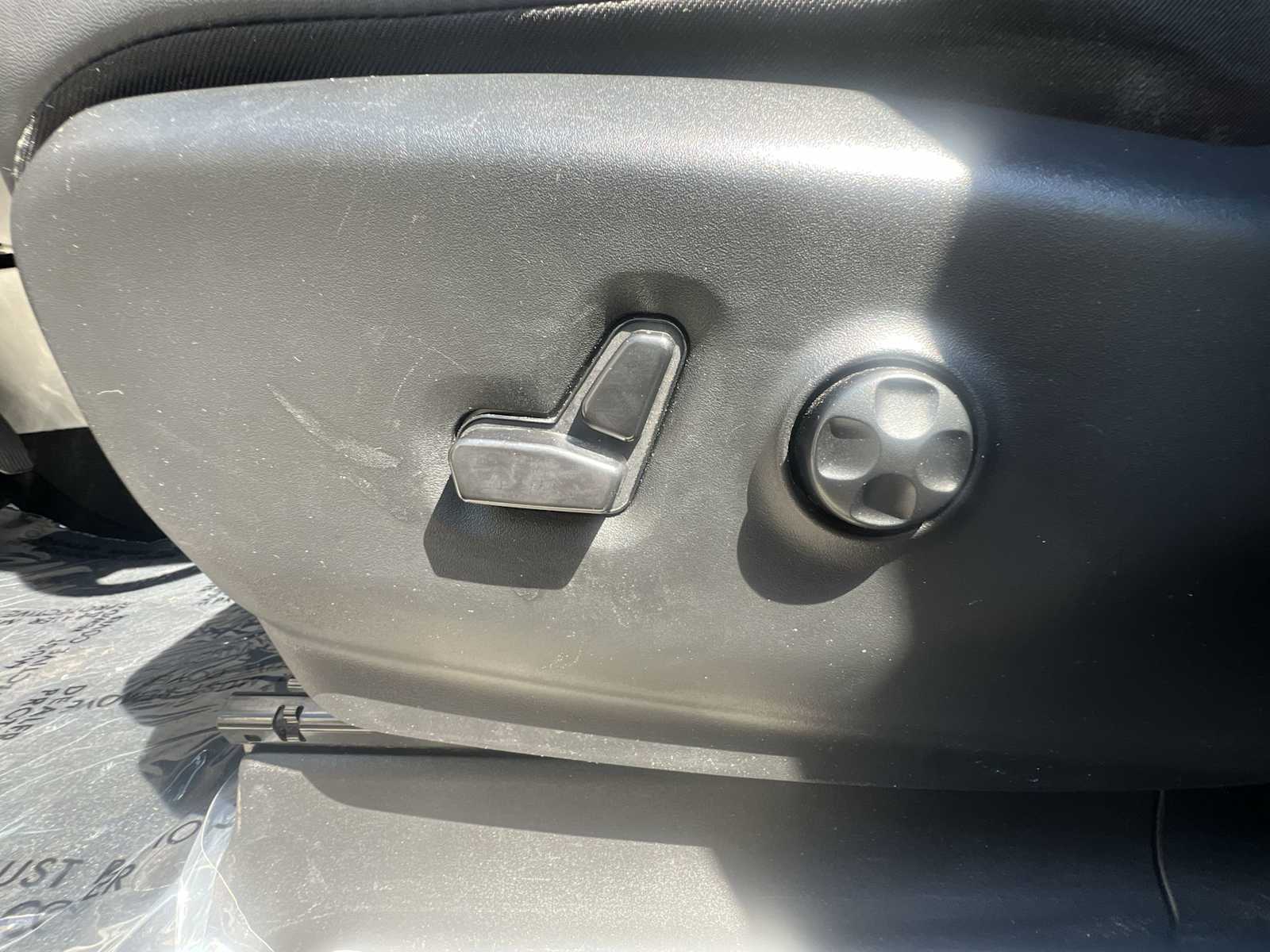 Thumbnail: 2024 Chrysler Pacifica - 14