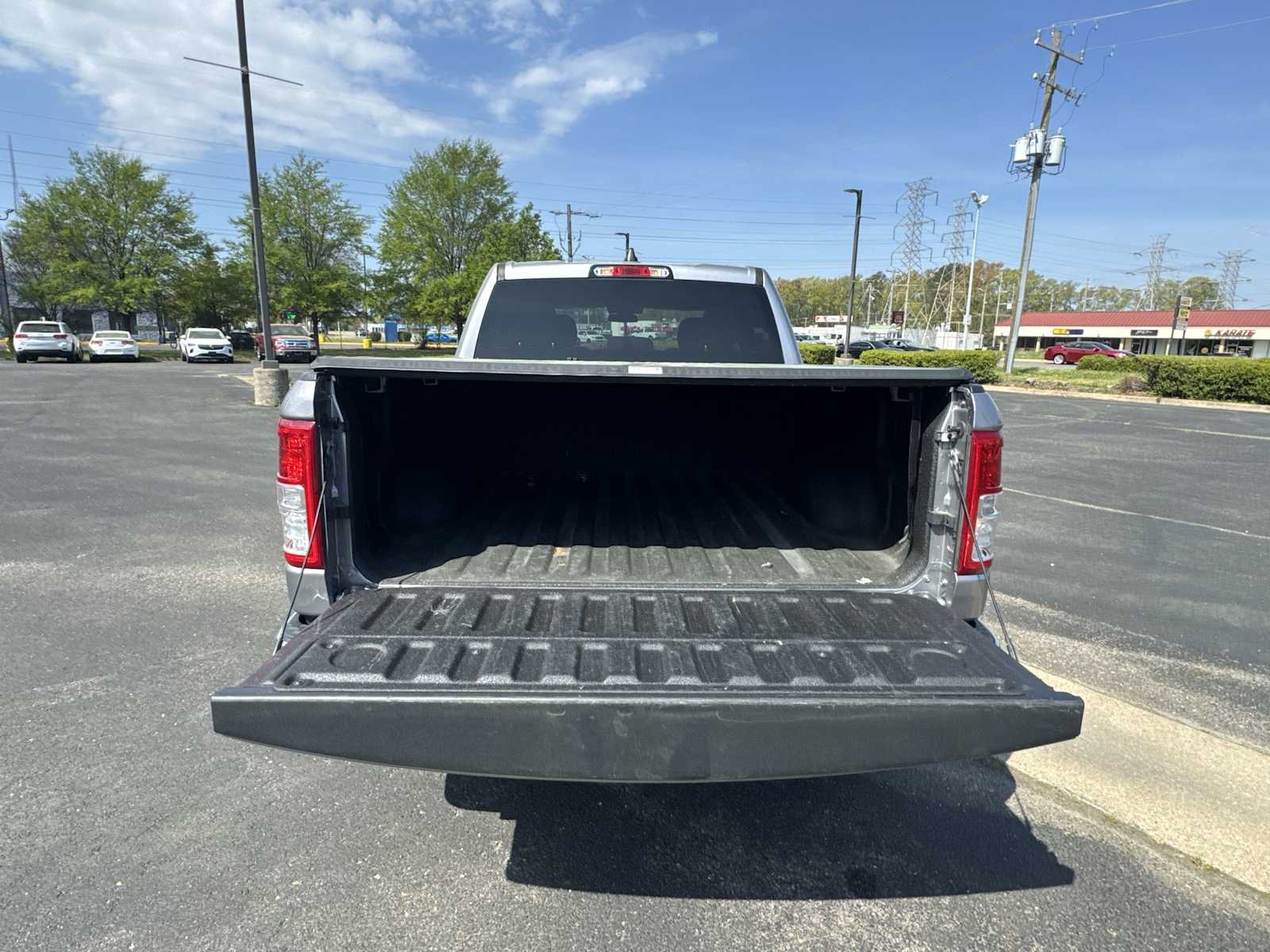 Thumbnail: 2022 RAM 1500 - 19