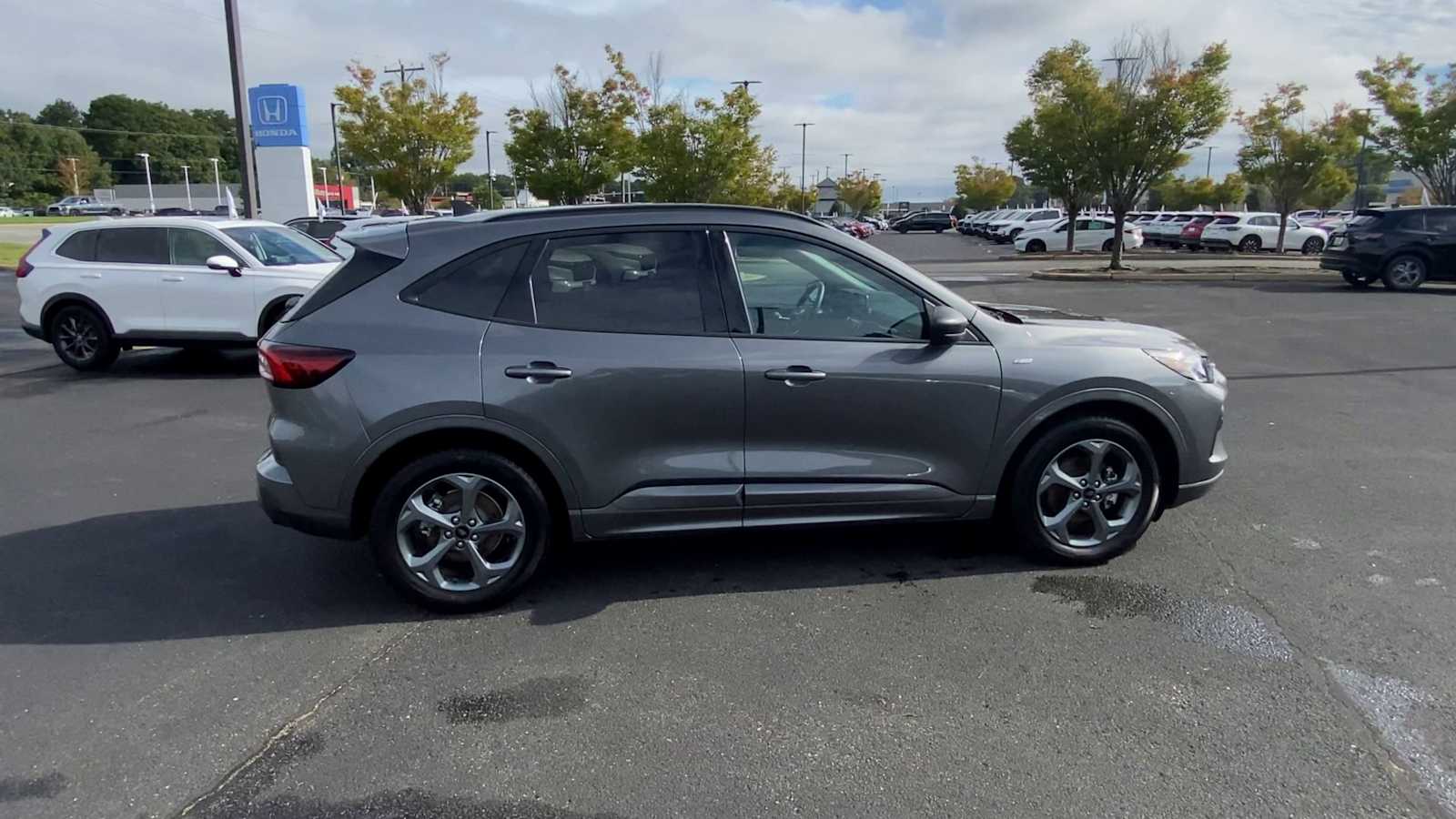 Thumbnail: 2024 Ford Escape - 9