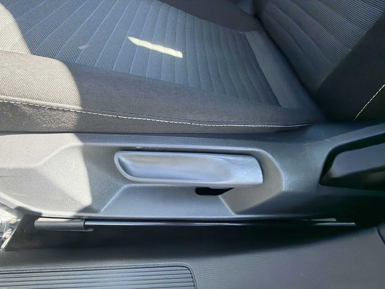 Thumbnail: 2024 Volkswagen Jetta - 24