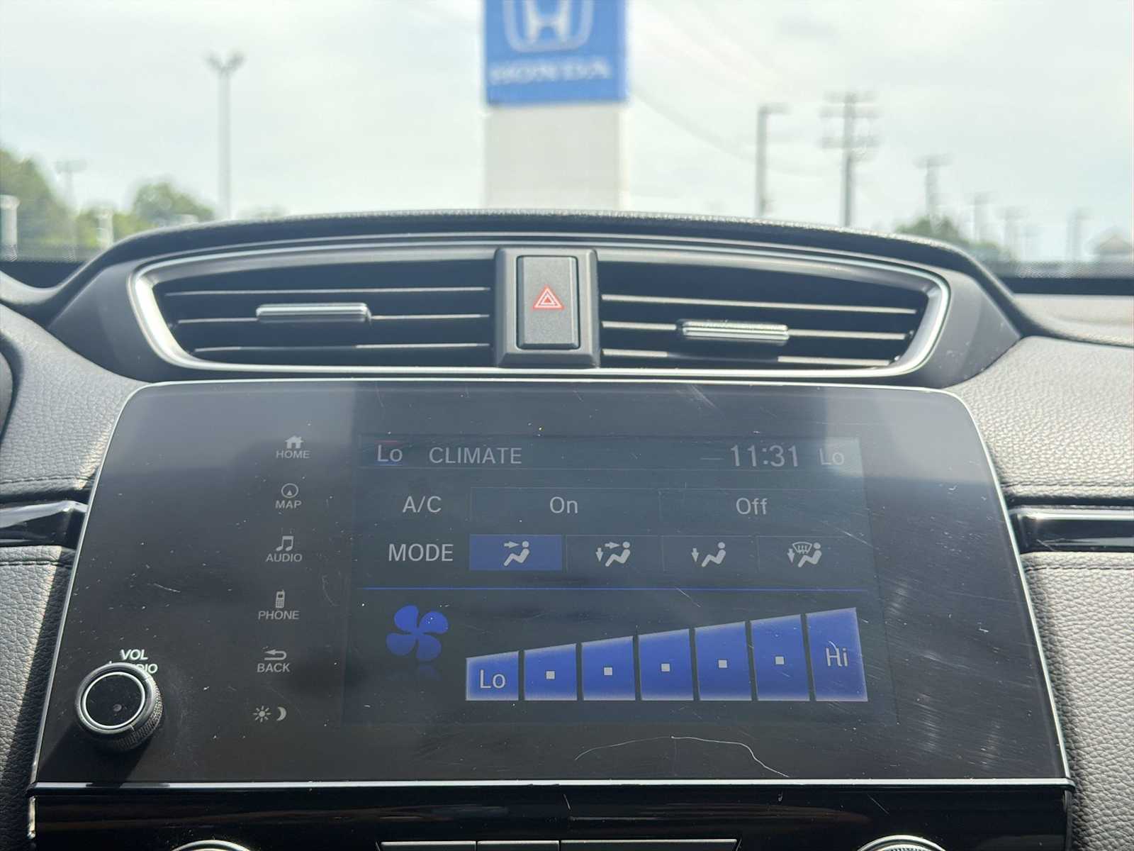 Thumbnail: 2018 Honda CR-V - 17