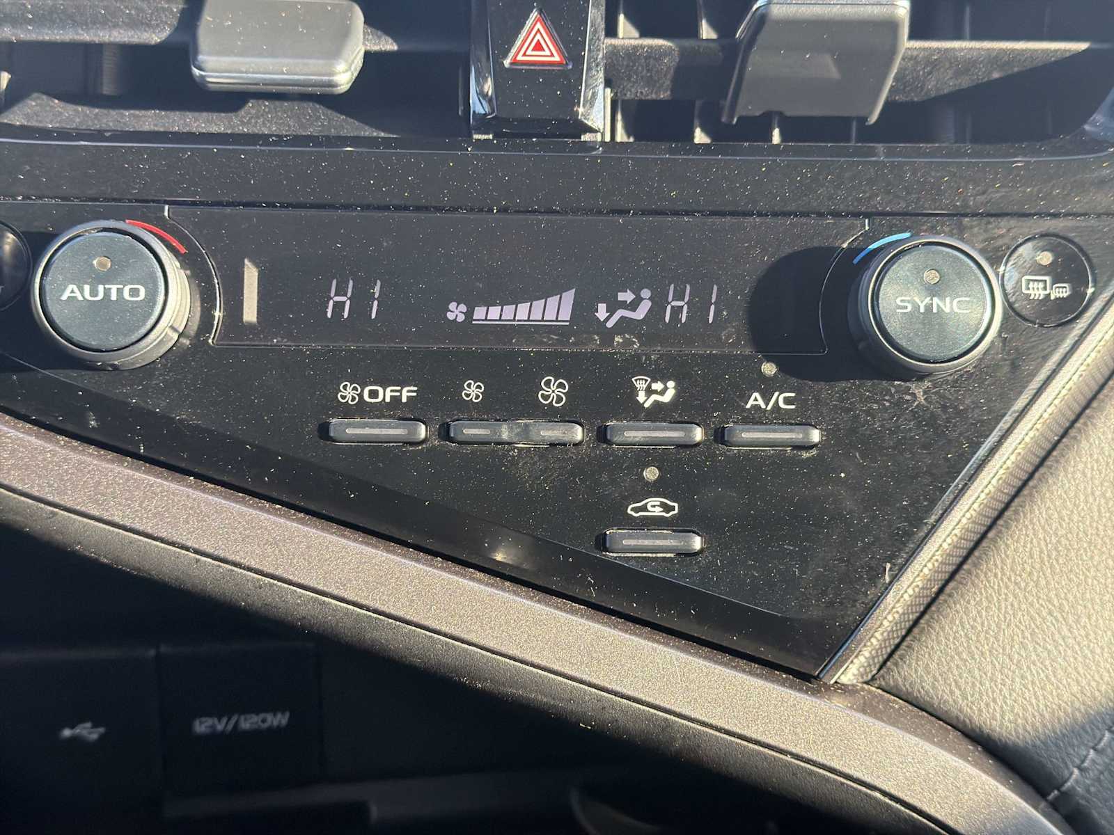 Thumbnail: 2023 Toyota Camry - 16