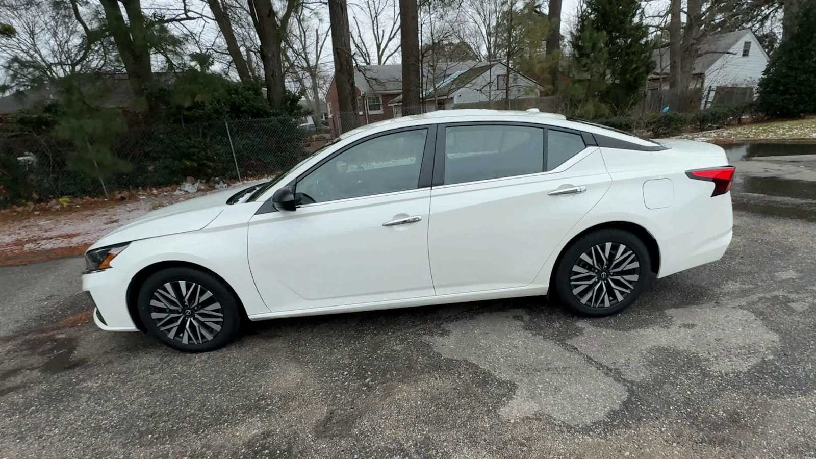 Thumbnail: 2024 Nissan Altima - 5