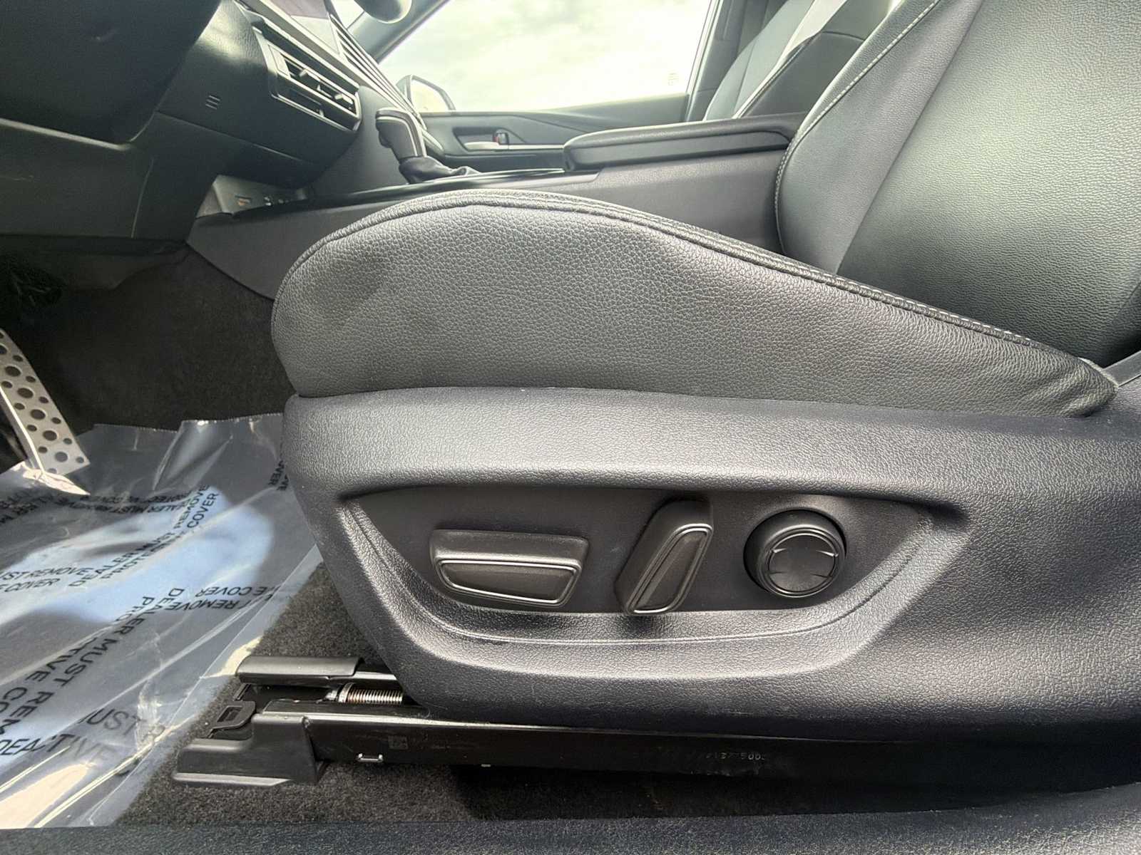 Thumbnail: 2025 Toyota Camry - 14