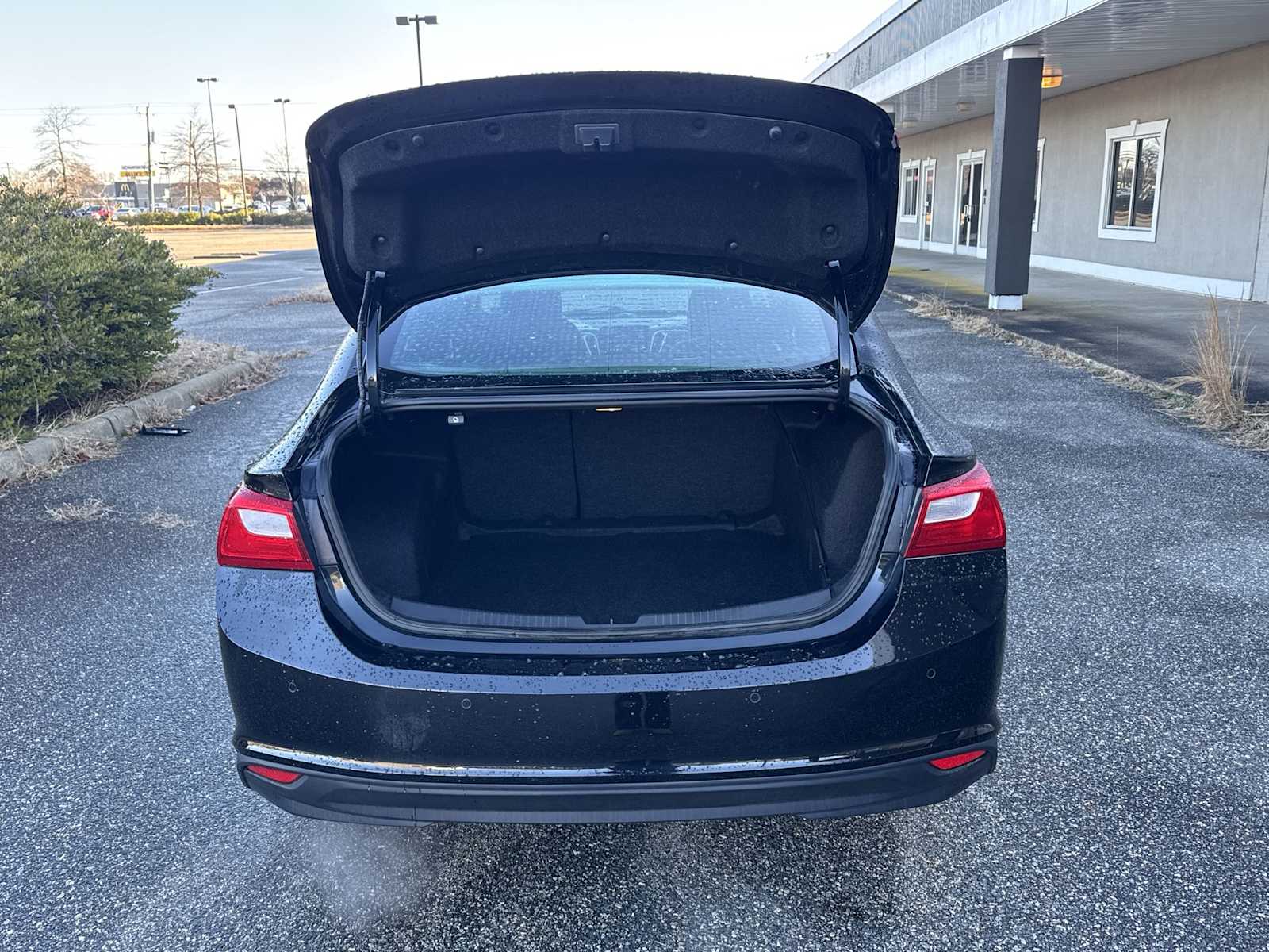 Thumbnail: 2024 Chevrolet Malibu - 19