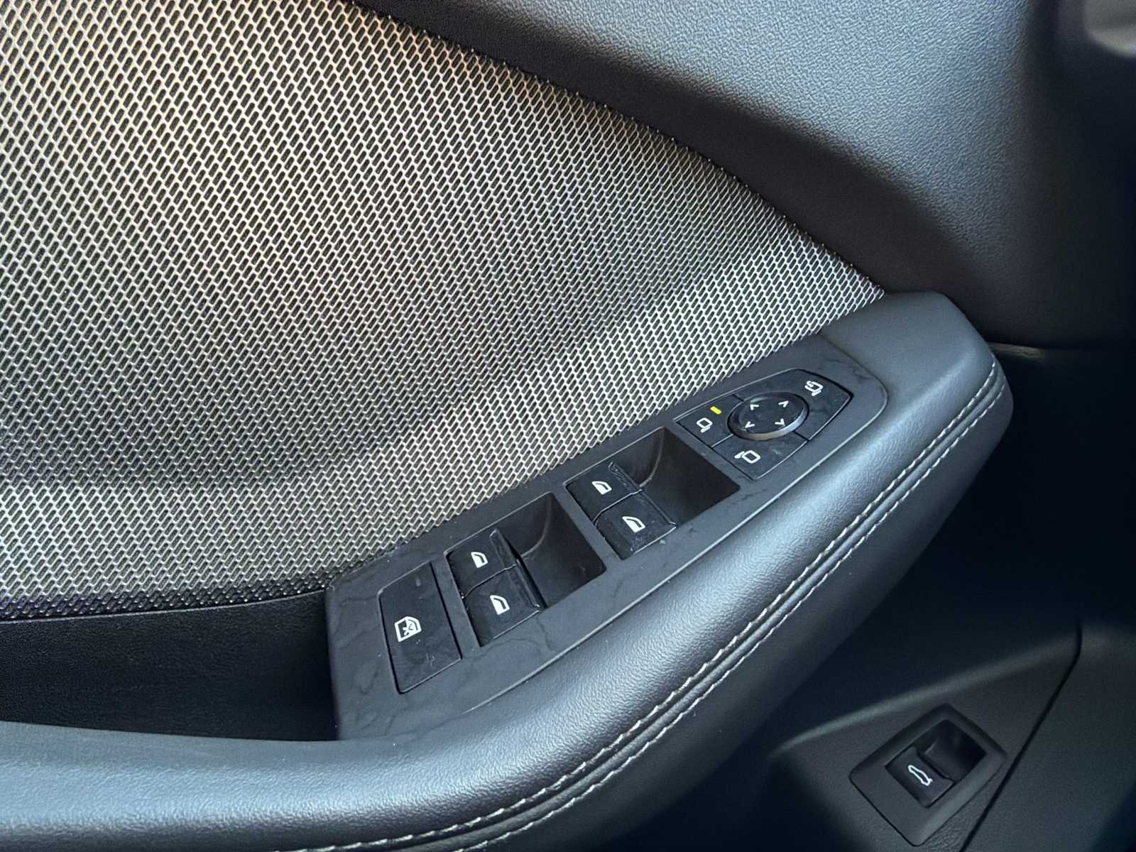 Thumbnail: 2025 BMW 2 Series - 15