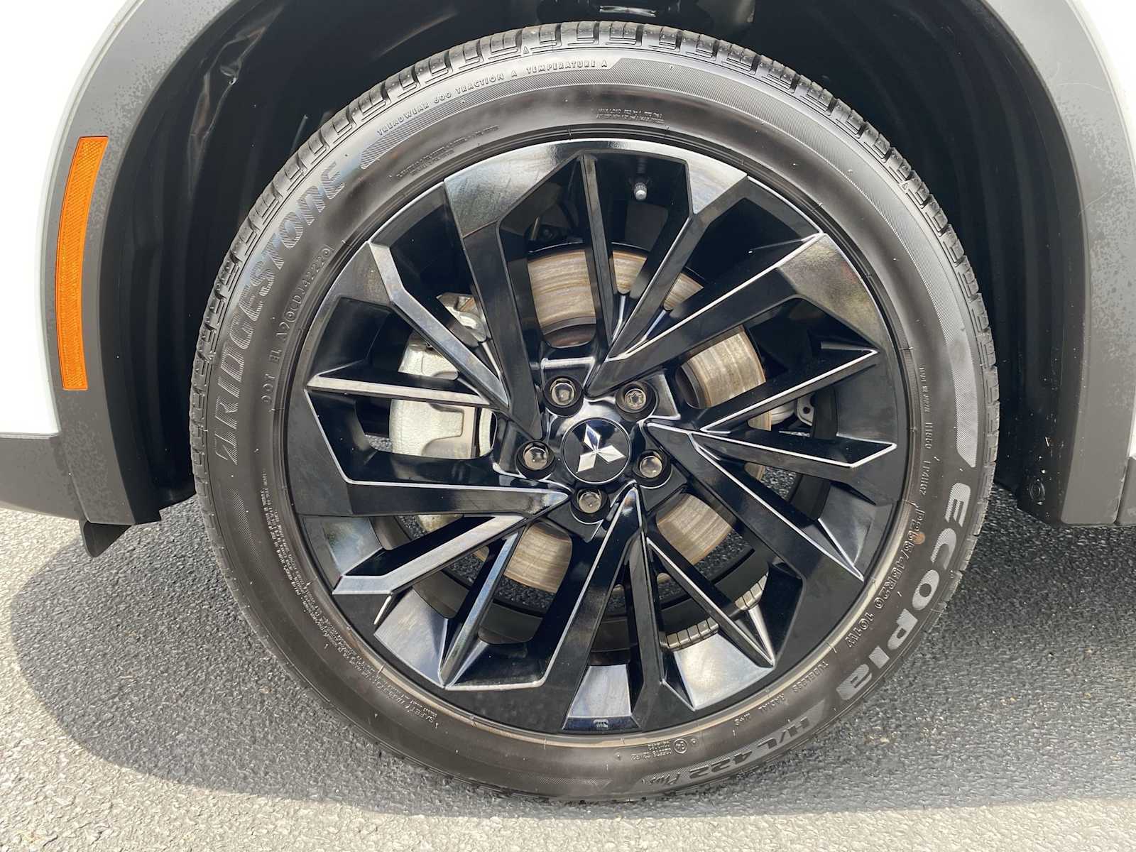 2023 Mitsubishi Outlander Black Edition 18