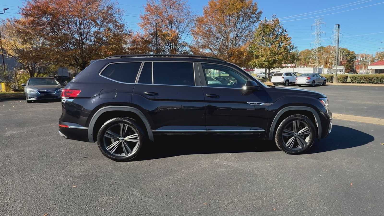 Thumbnail: 2021 Volkswagen Atlas - 9