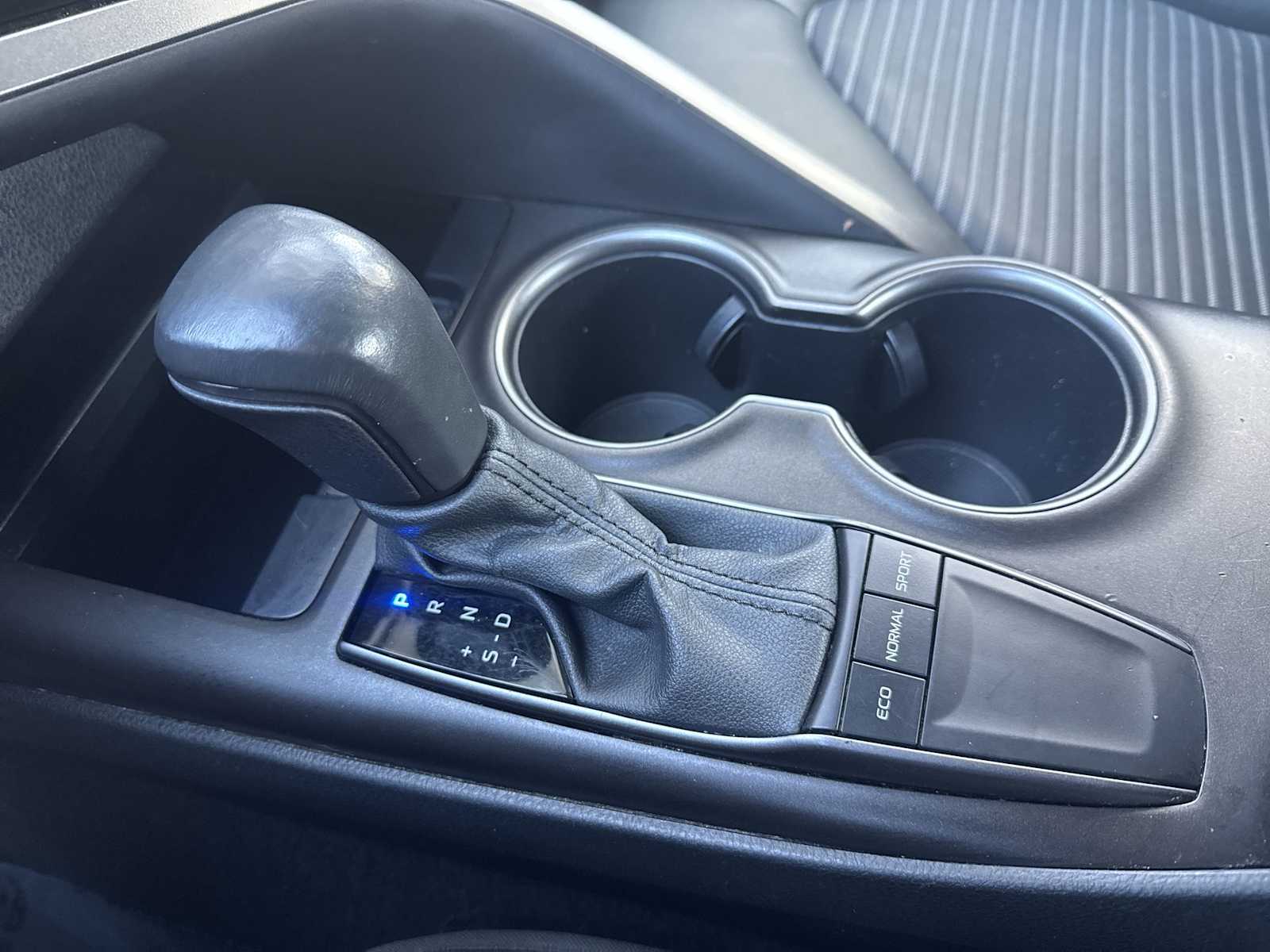 Thumbnail: 2024 Toyota Camry - 20