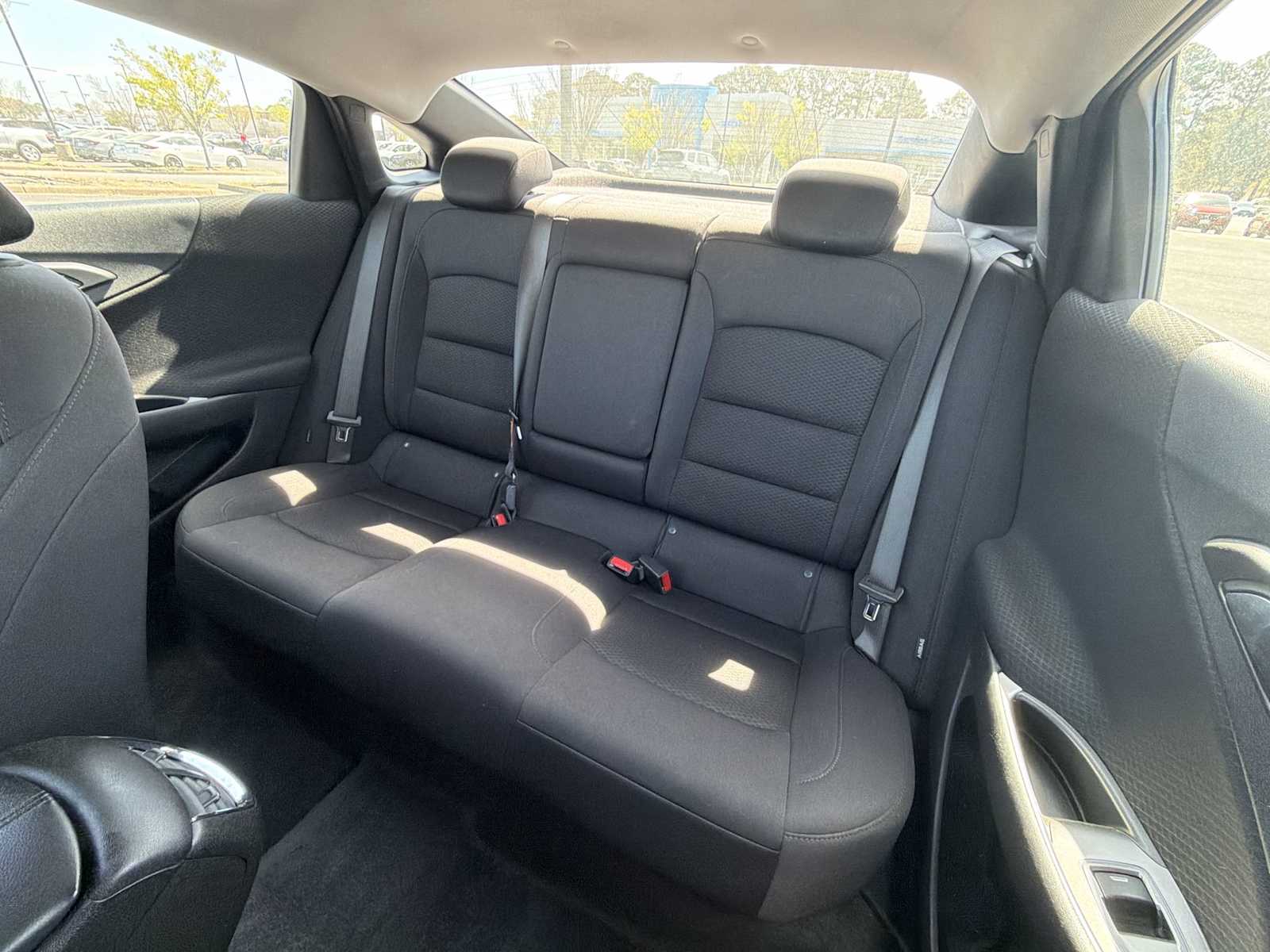 Thumbnail: 2023 Chevrolet Malibu - 24