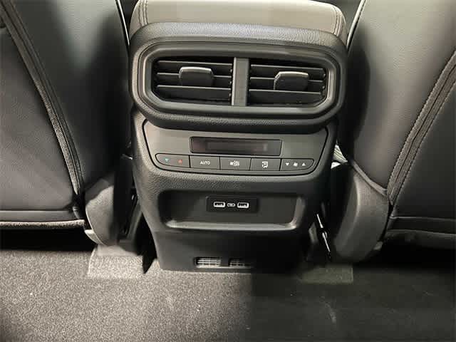 Thumbnail: 2025 Honda Pilot - 24