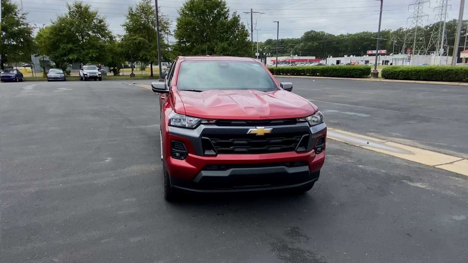 Thumbnail: 2024 Chevrolet Colorado - 3