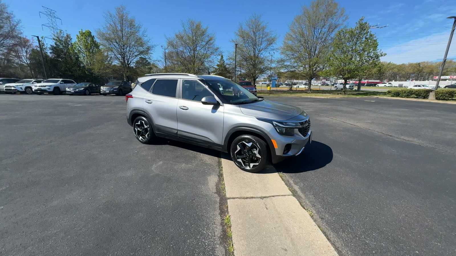 Thumbnail: 2025 Kia Seltos - 2