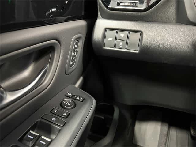 Thumbnail: 2025 Honda Pilot - 16