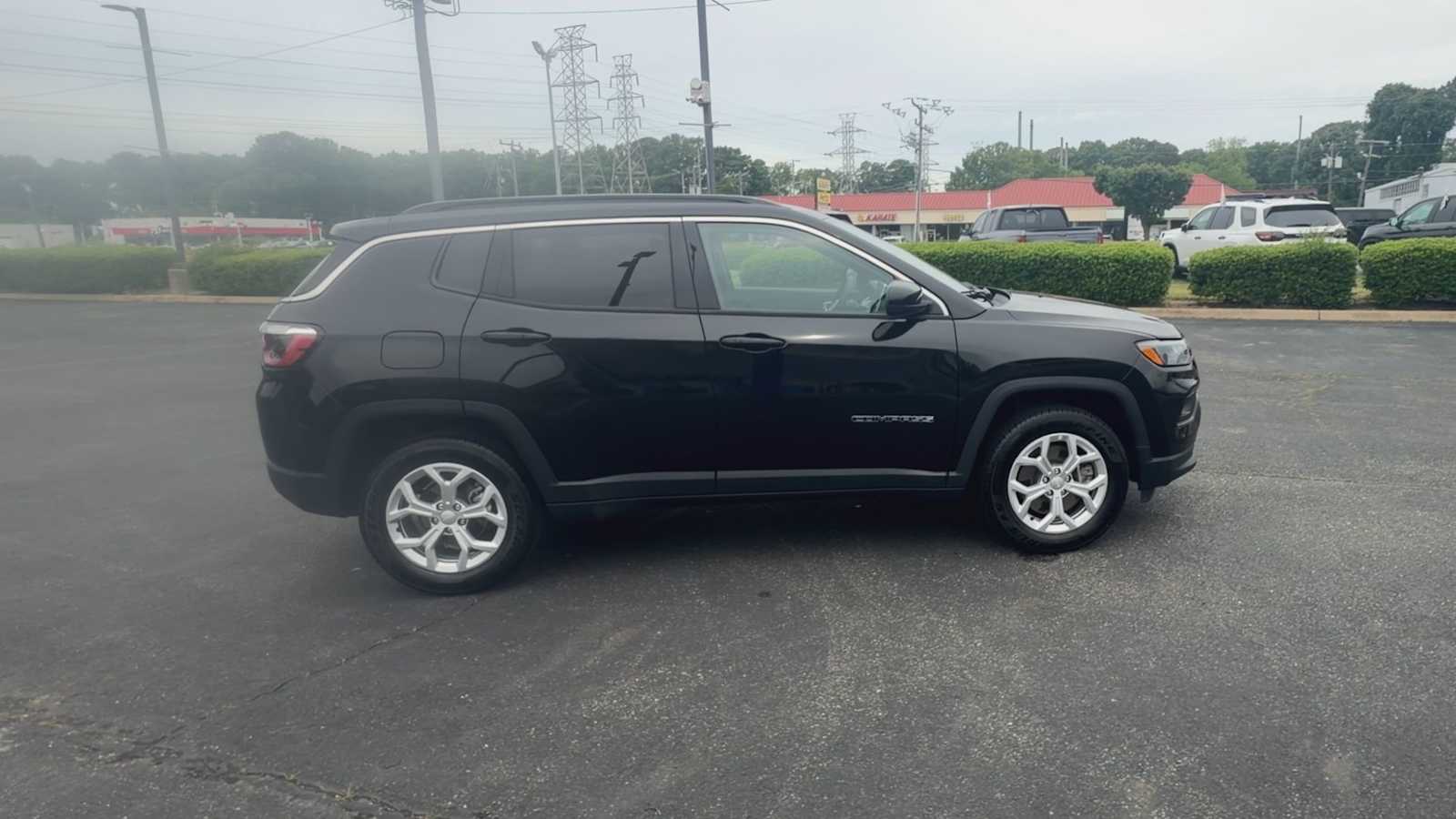 Thumbnail: 2024 Jeep Compass - 9