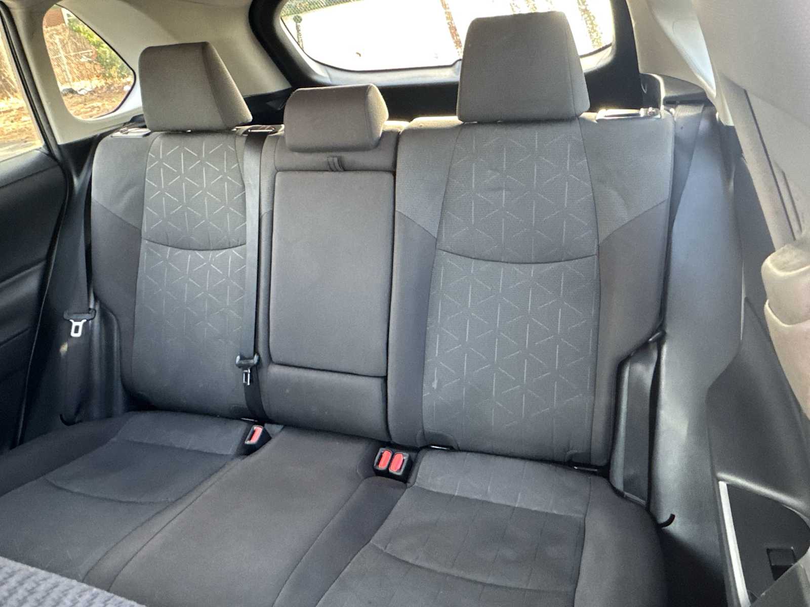 Thumbnail: 2019 Toyota RAV4 - 24