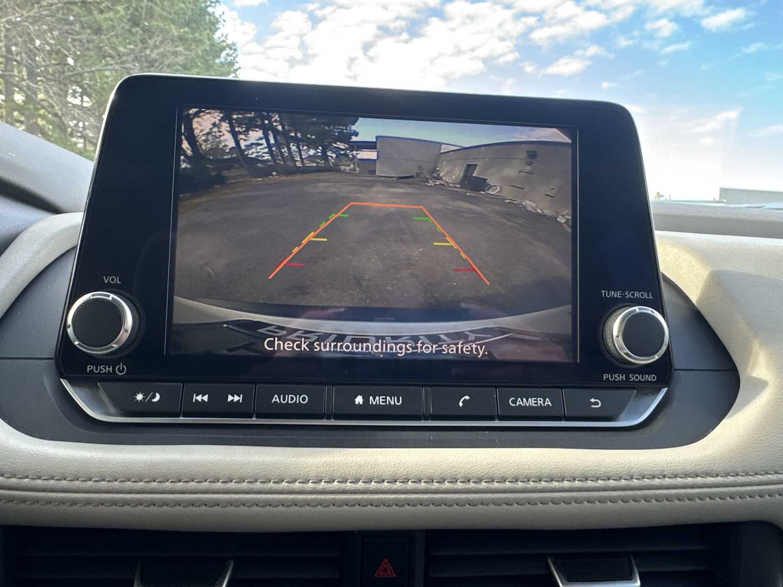 Thumbnail: 2023 Nissan Rogue - 21