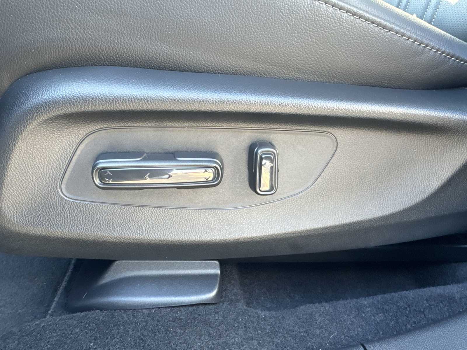 Thumbnail: 2026 Honda HR-V - 14