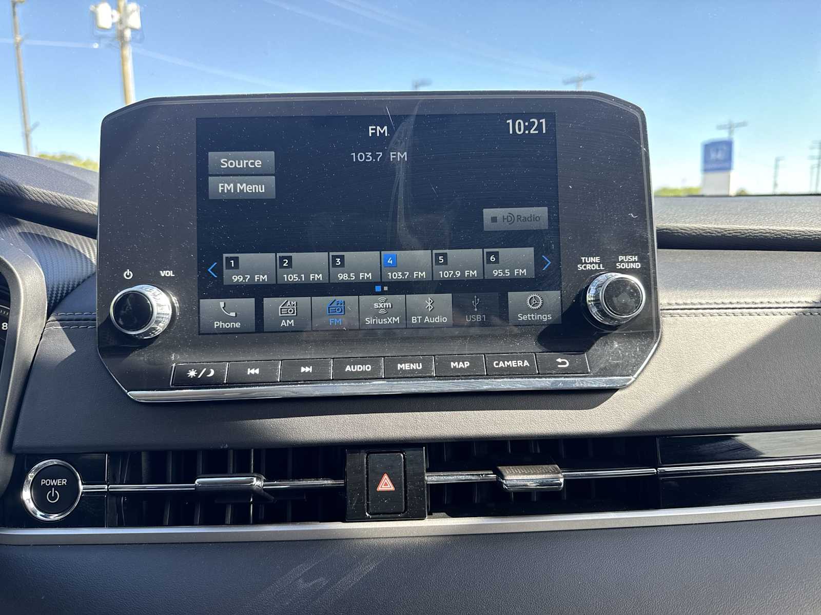 Thumbnail: 2024 Mitsubishi Outlander - 12