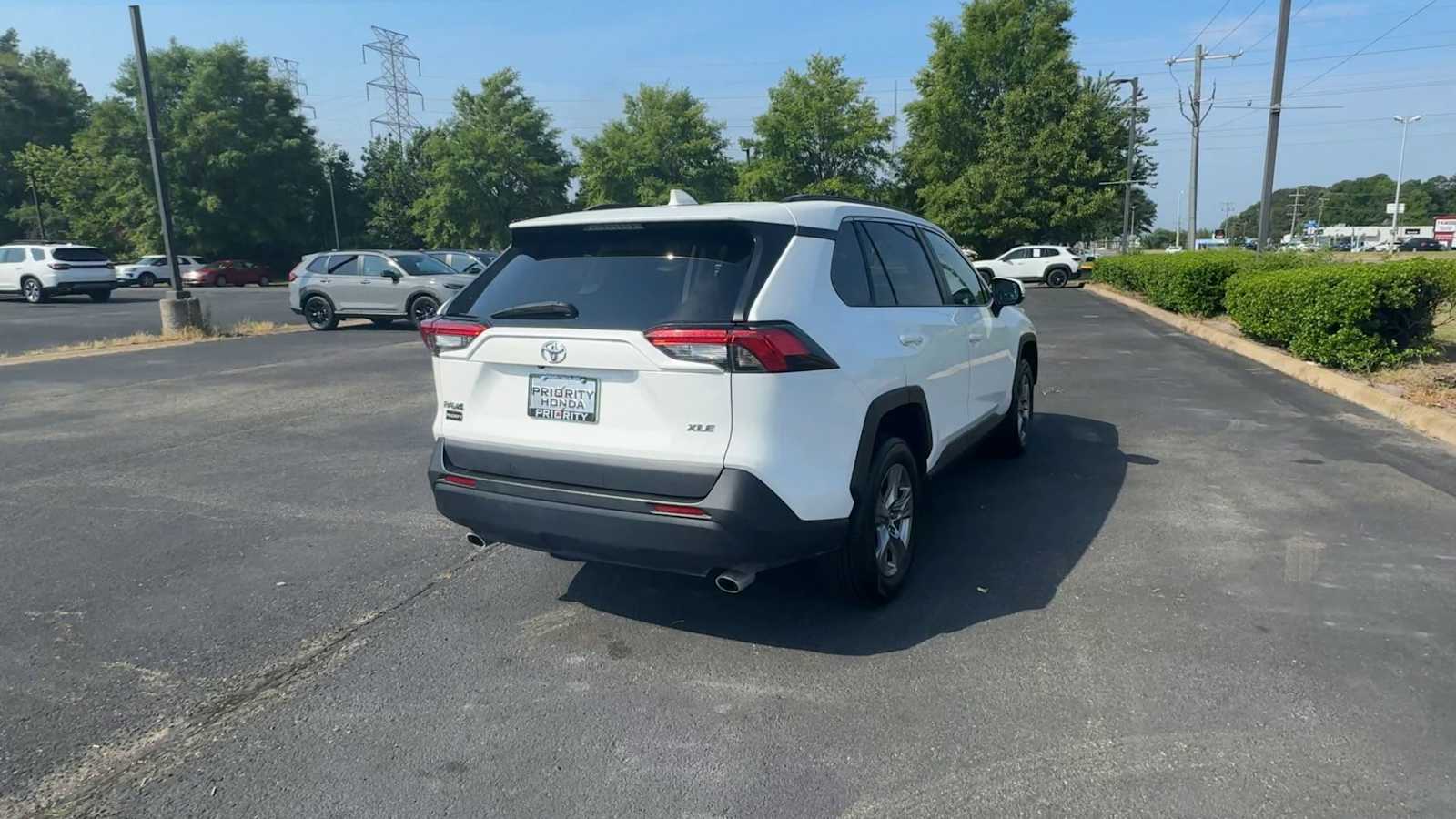 Thumbnail: 2024 Toyota RAV4 - 8