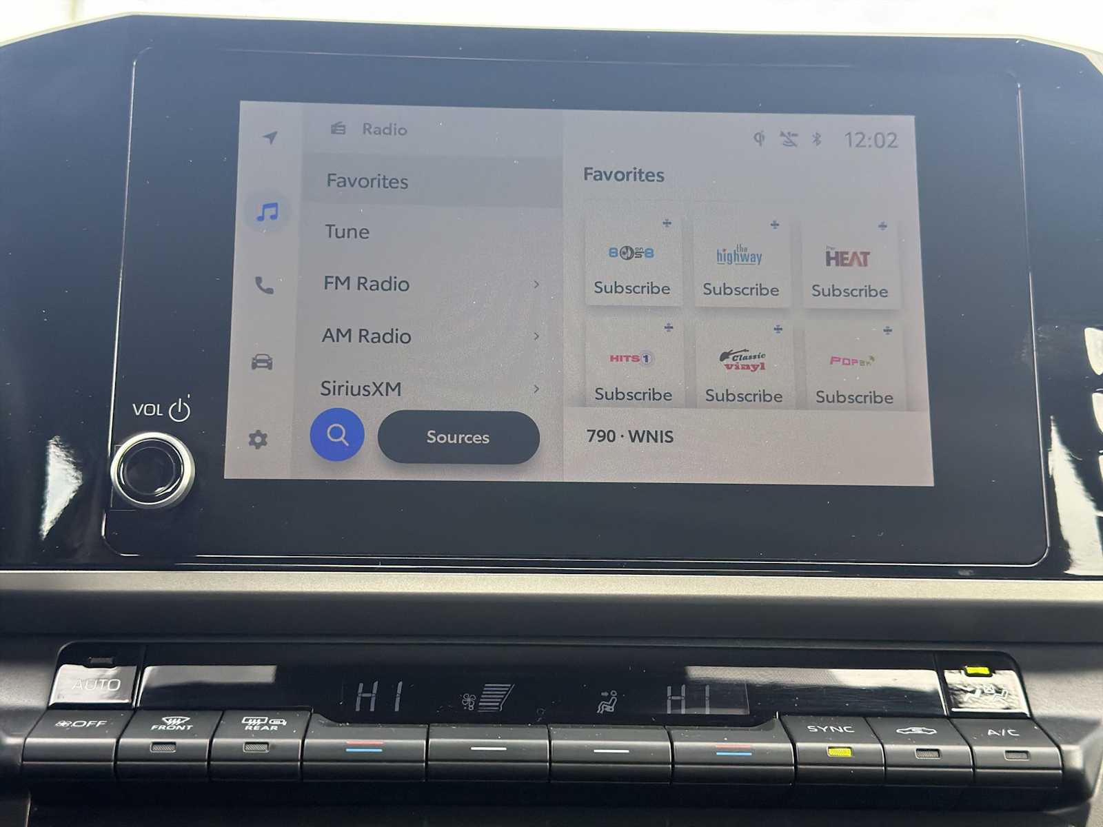 Thumbnail: 2025 Toyota Camry - 12