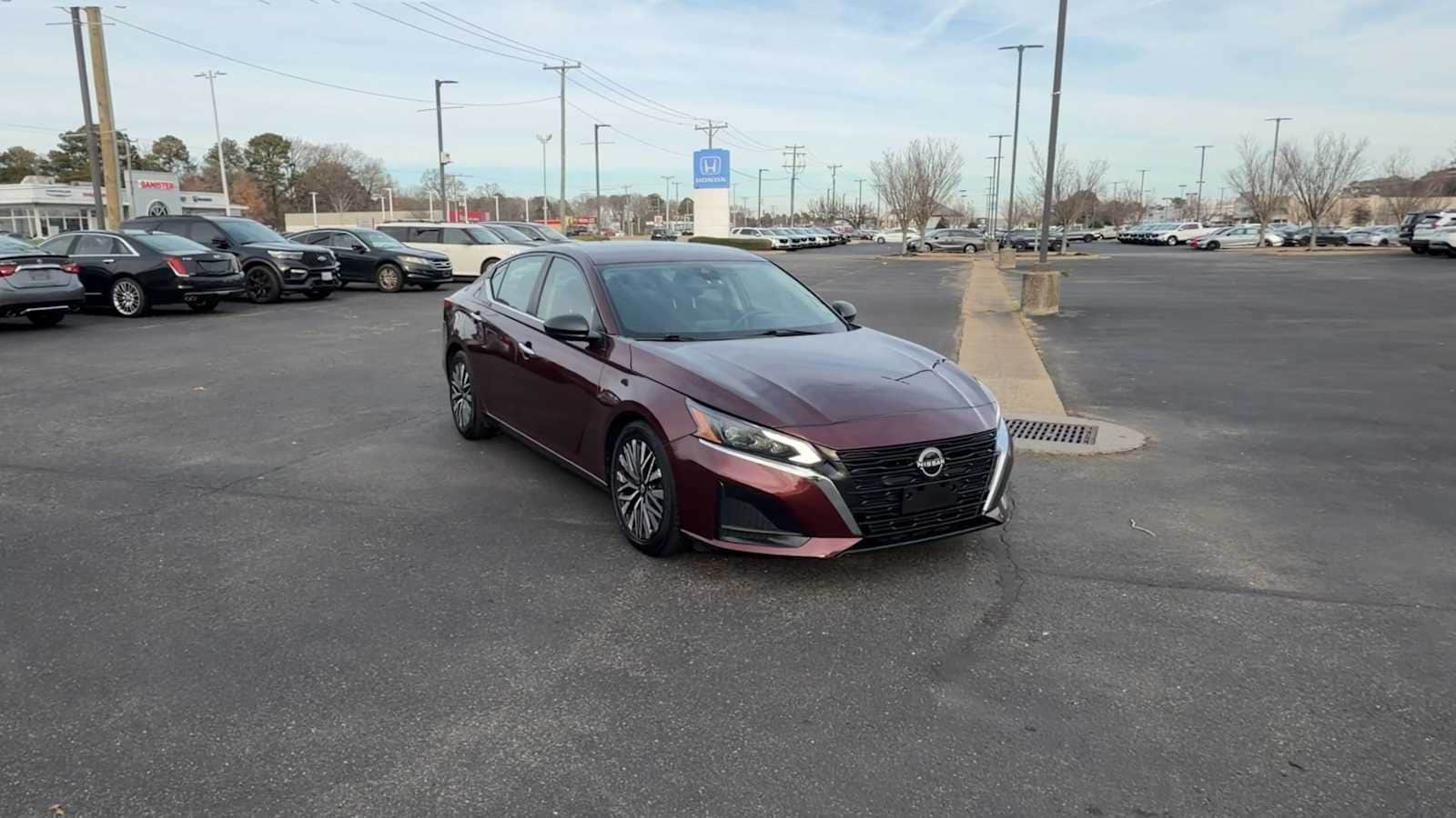 Thumbnail: 2024 Nissan Altima - 2