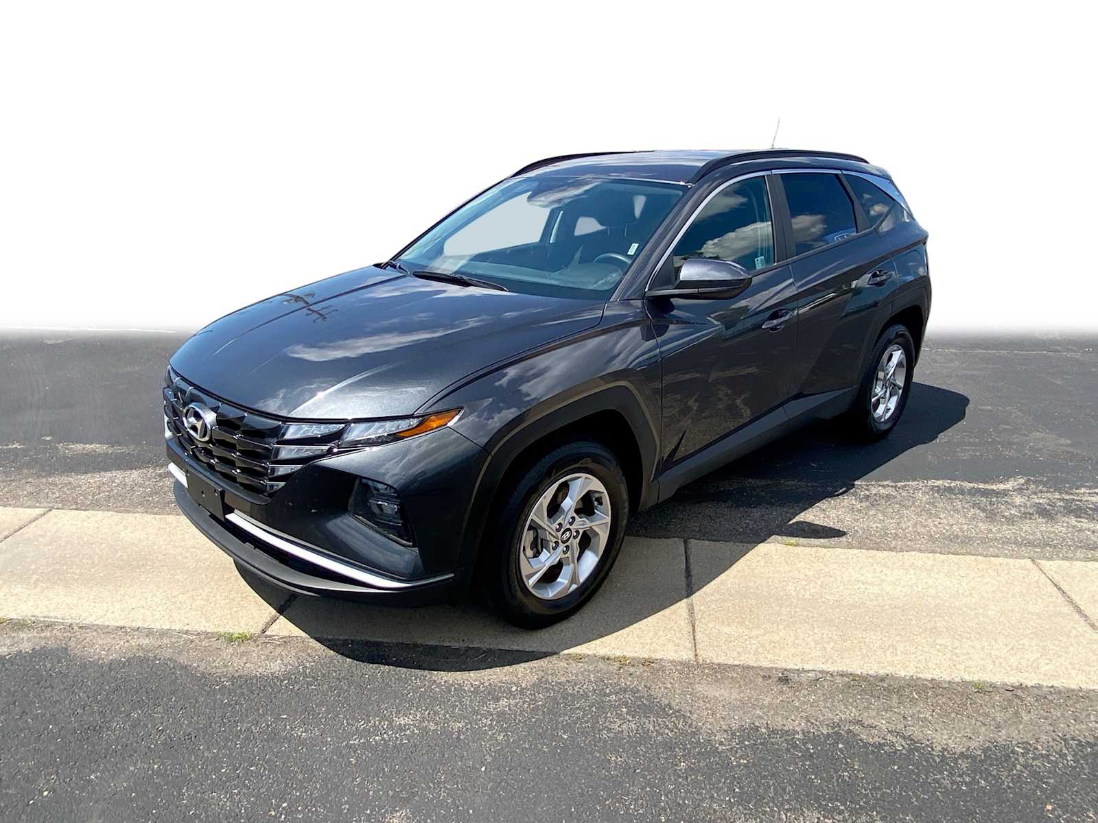 Thumbnail: 2024 Hyundai Tucson - 1