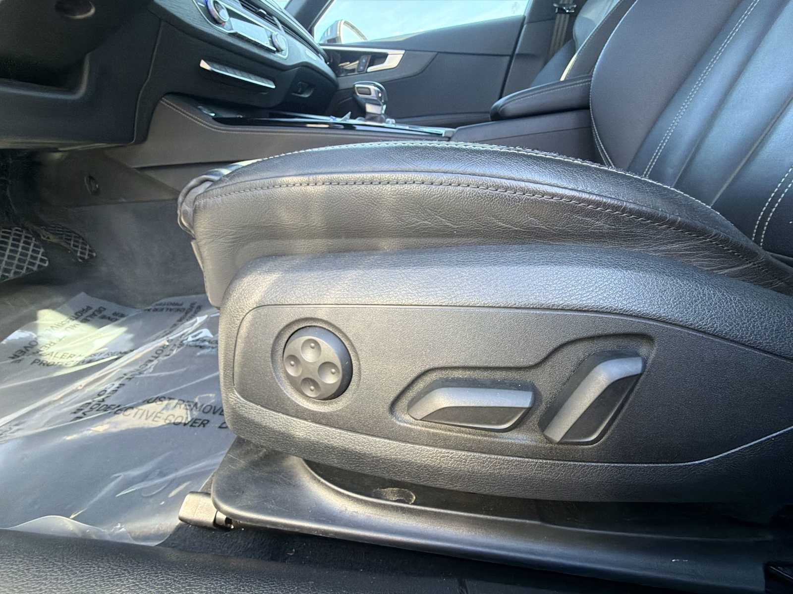 Thumbnail: 2023 Audi A4 - 14