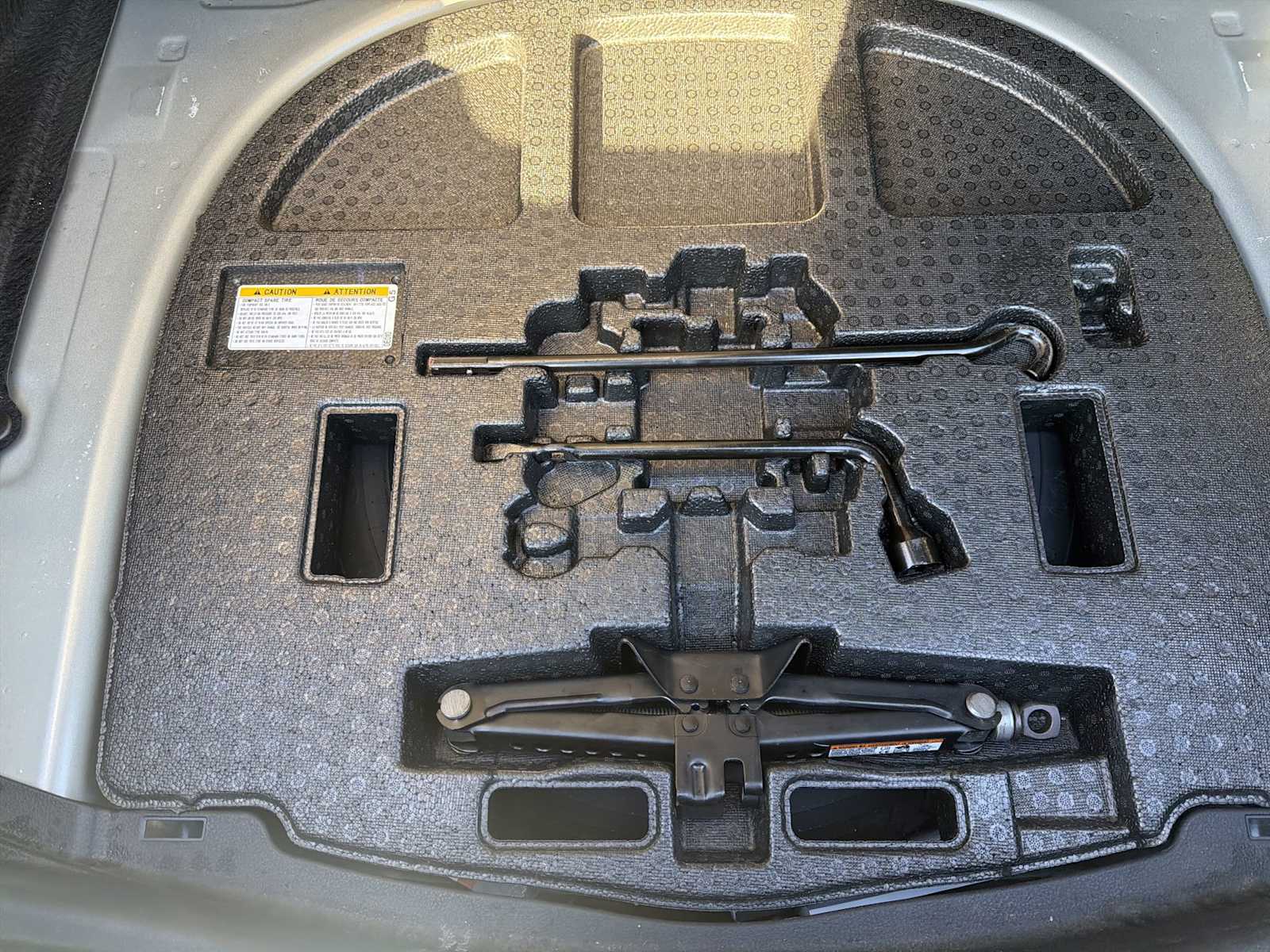 Thumbnail: 2023 Toyota Camry - 20