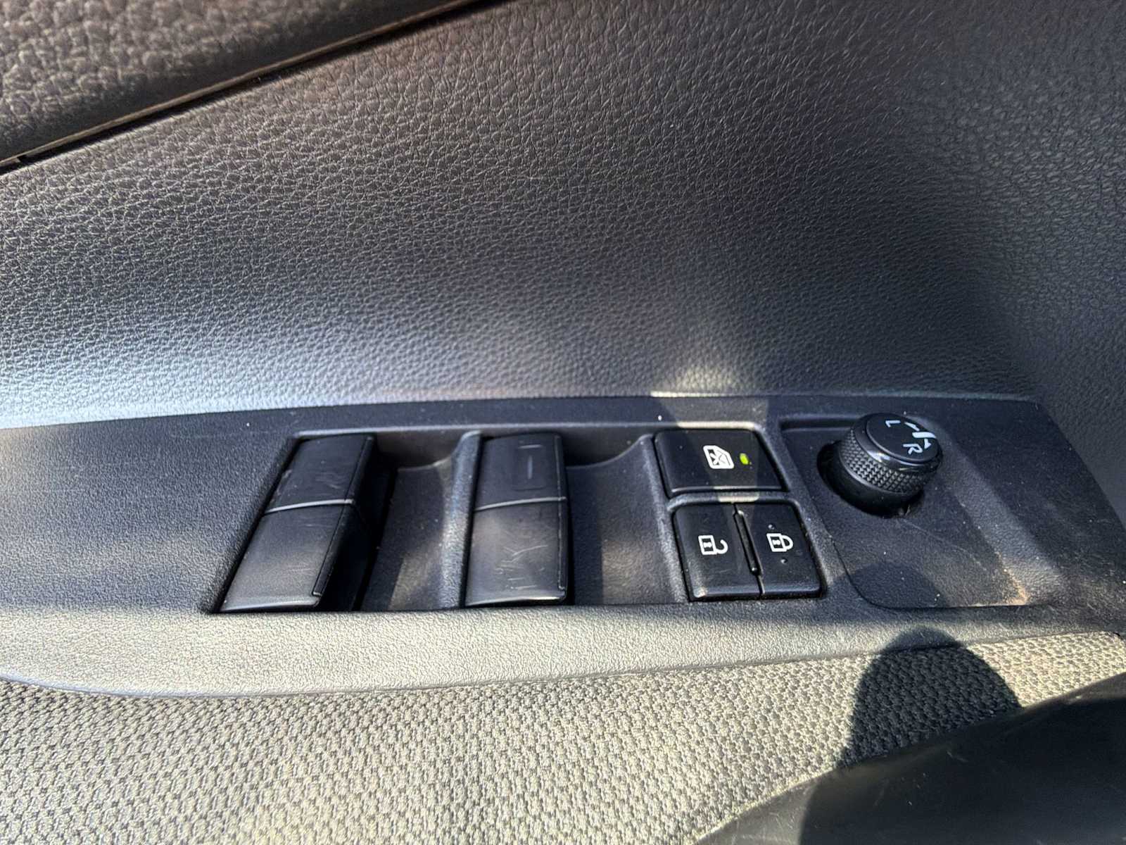 Thumbnail: 2023 Toyota Corolla - 15