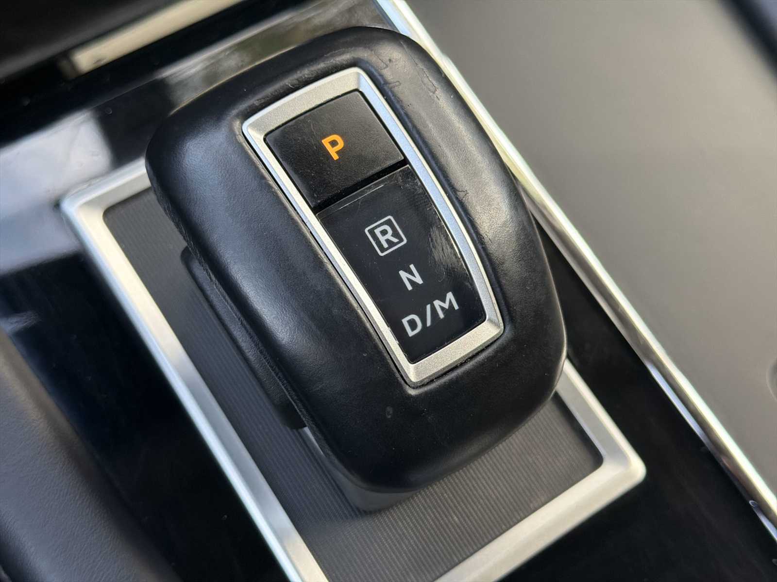 Thumbnail: 2023 Mitsubishi Outlander - 22