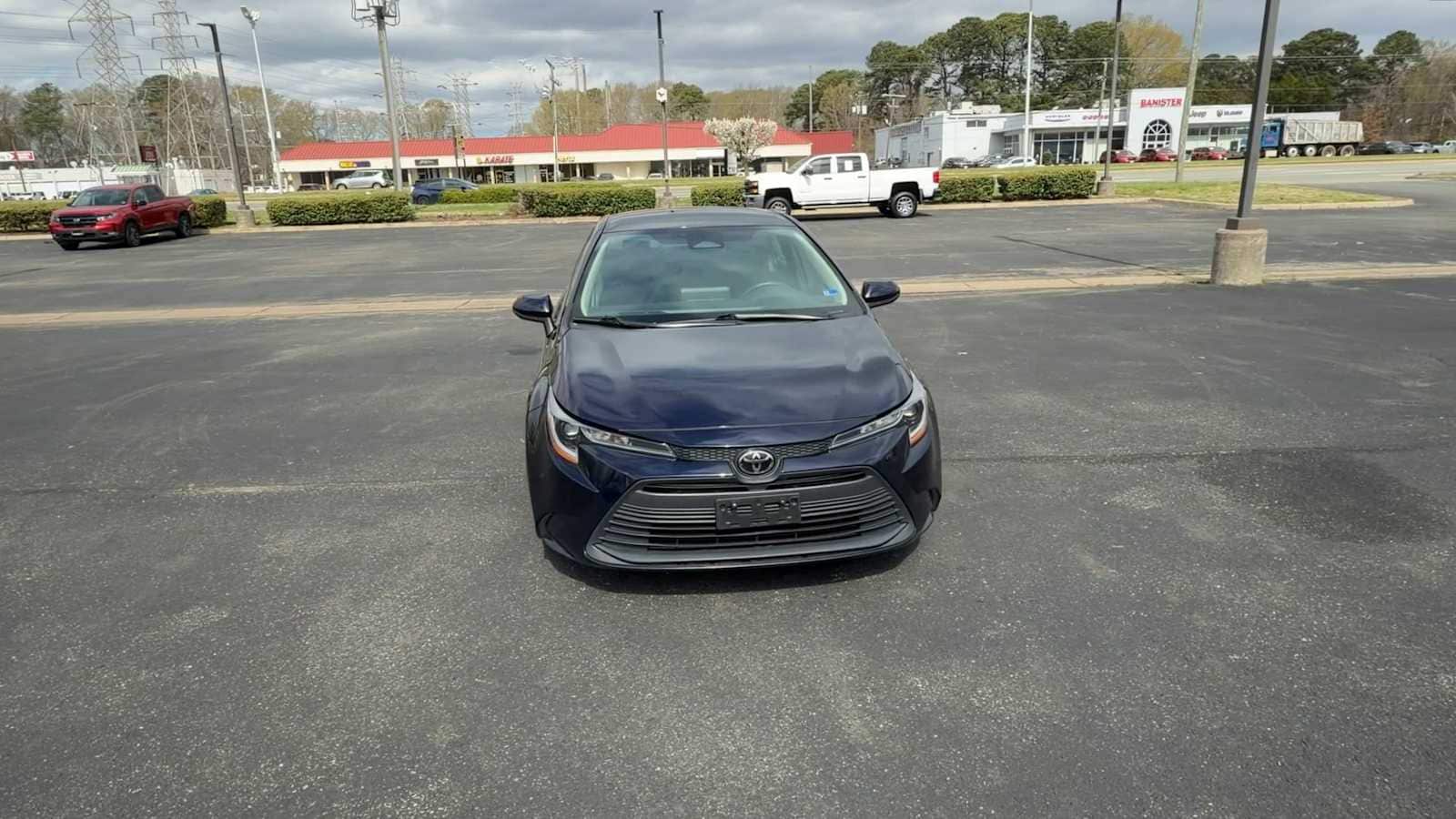 Thumbnail: 2023 Toyota Corolla - 3
