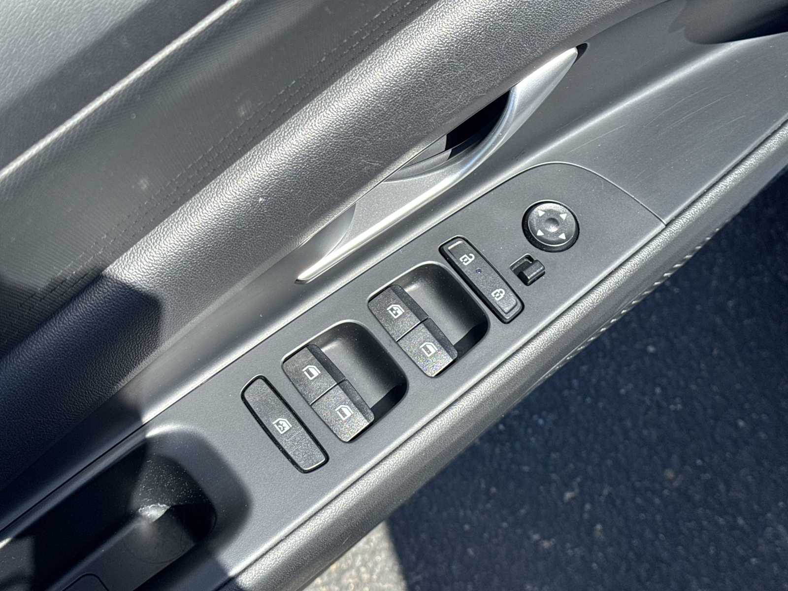 Thumbnail: 2024 Hyundai Elantra - 15