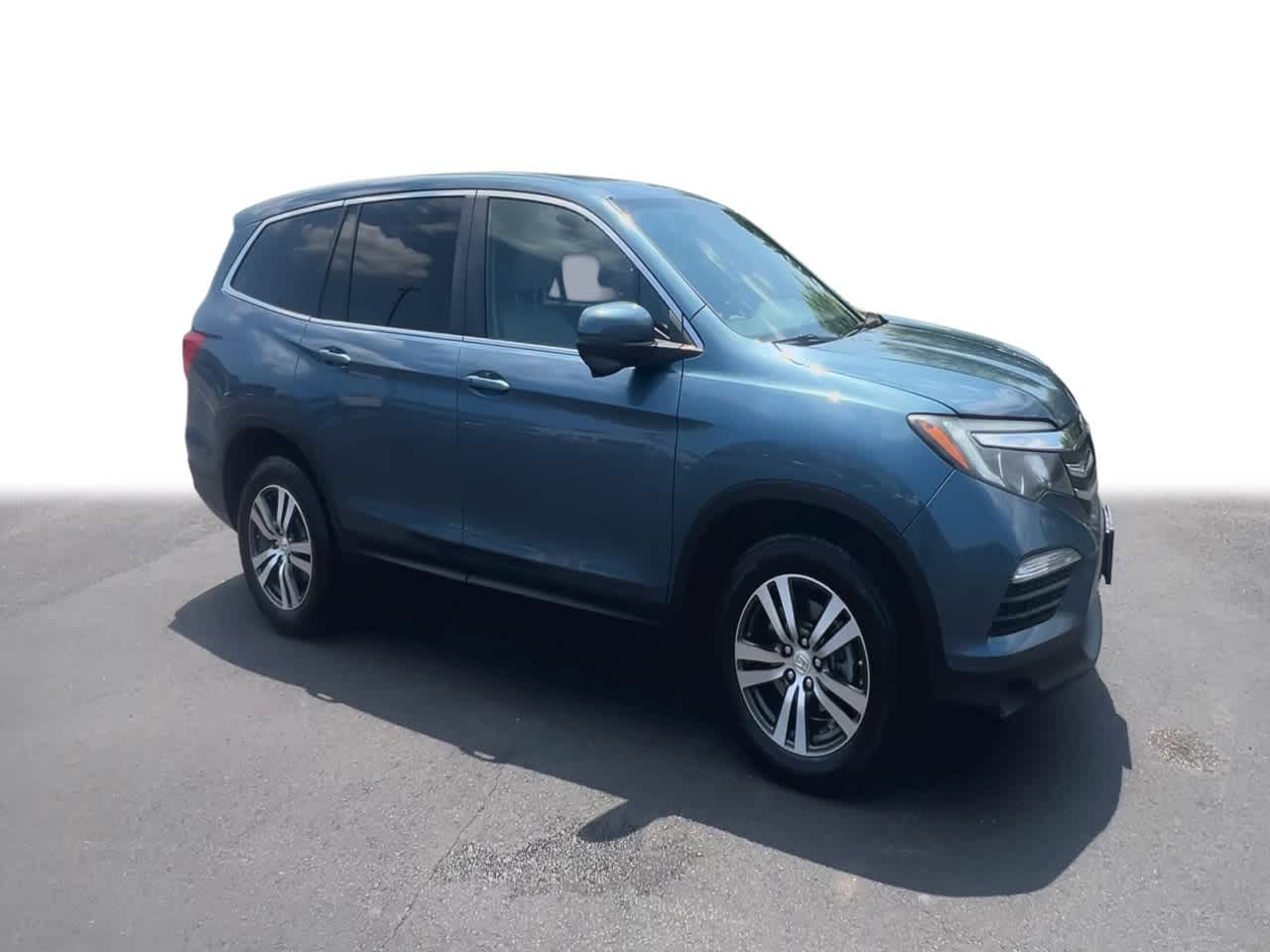 Thumbnail: 2018 Honda Pilot - 2