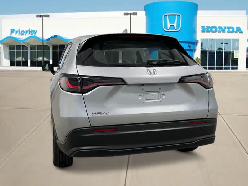2025 Honda HR-V LX 4