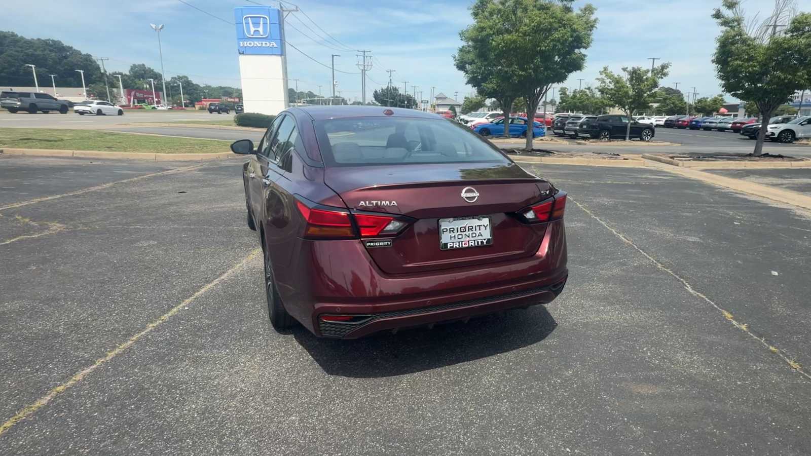 Thumbnail: 2024 Nissan Altima - 7