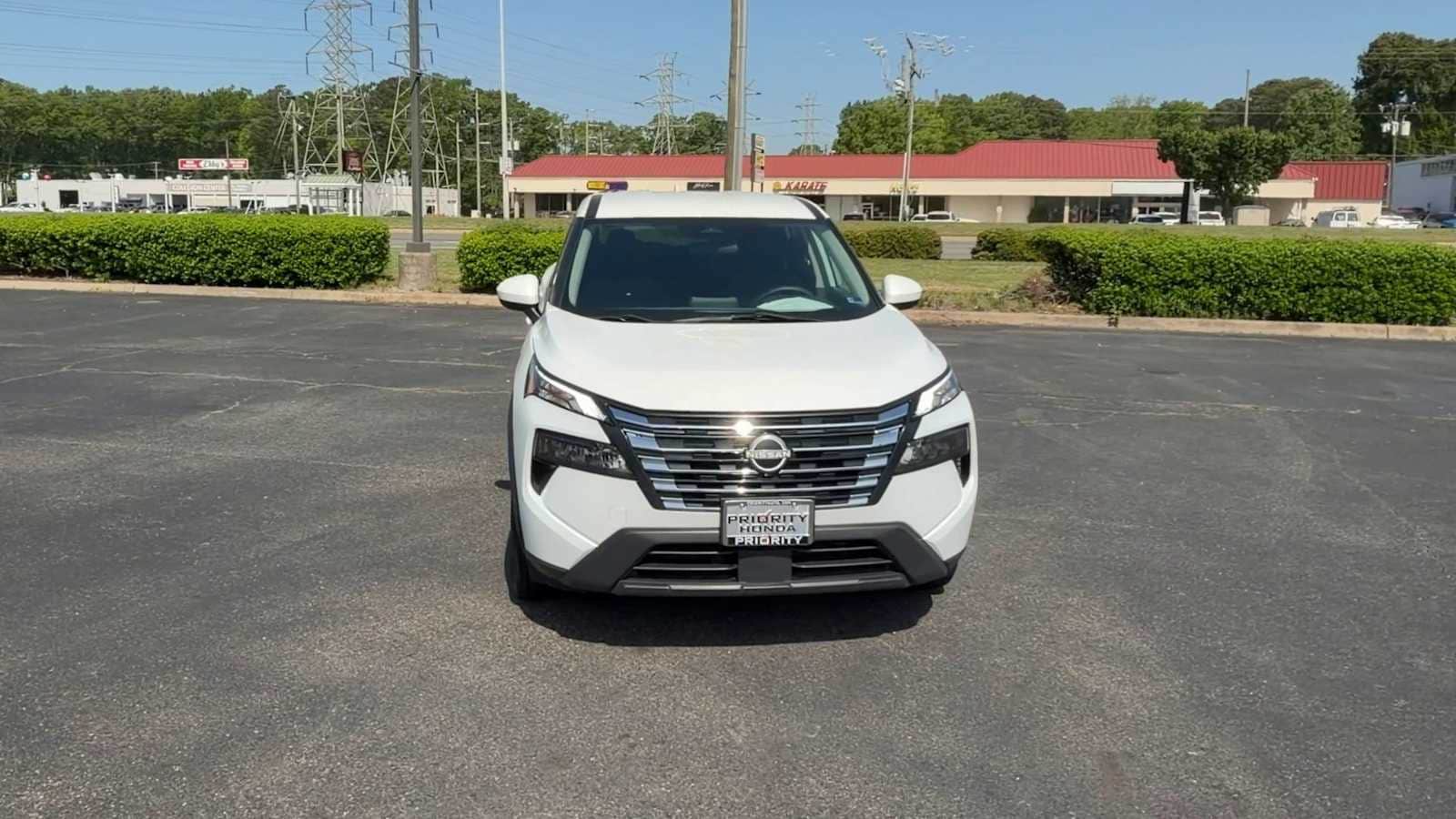 Thumbnail: 2024 Nissan Rogue - 3