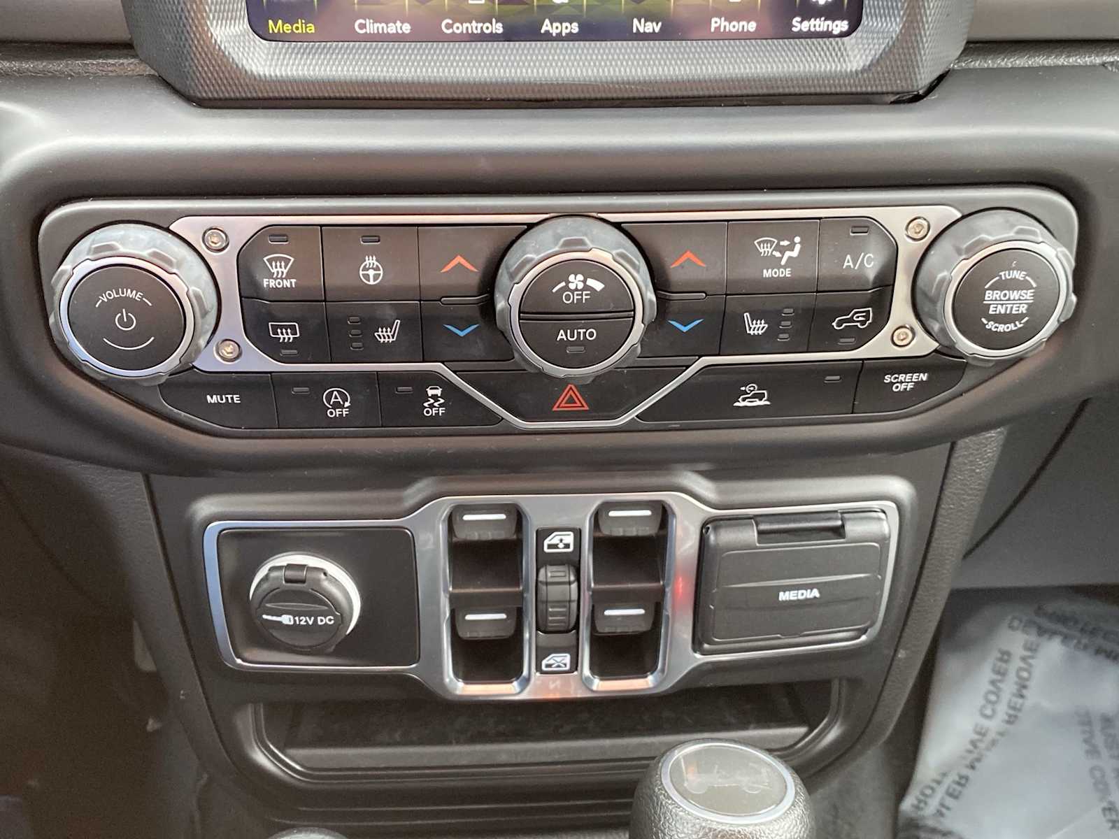 Thumbnail: 2023 Jeep Wrangler - 16