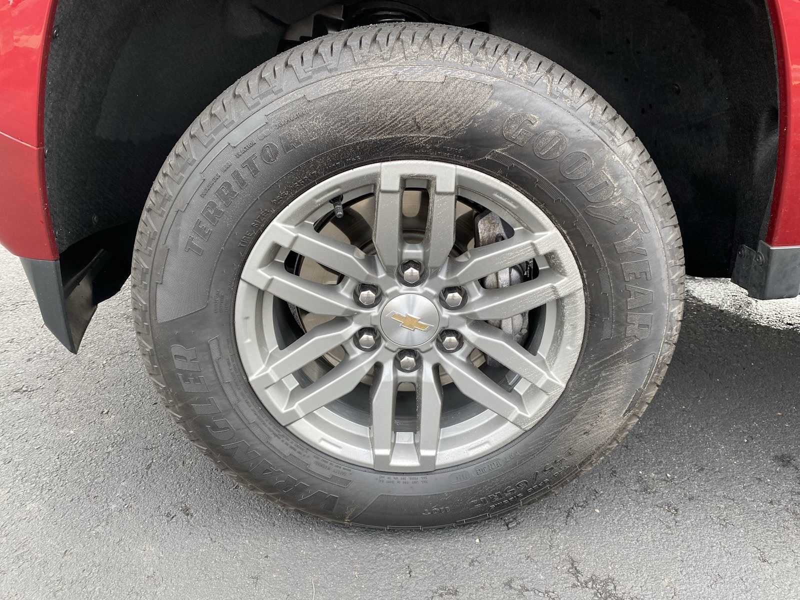 Thumbnail: 2024 Chevrolet Colorado - 18