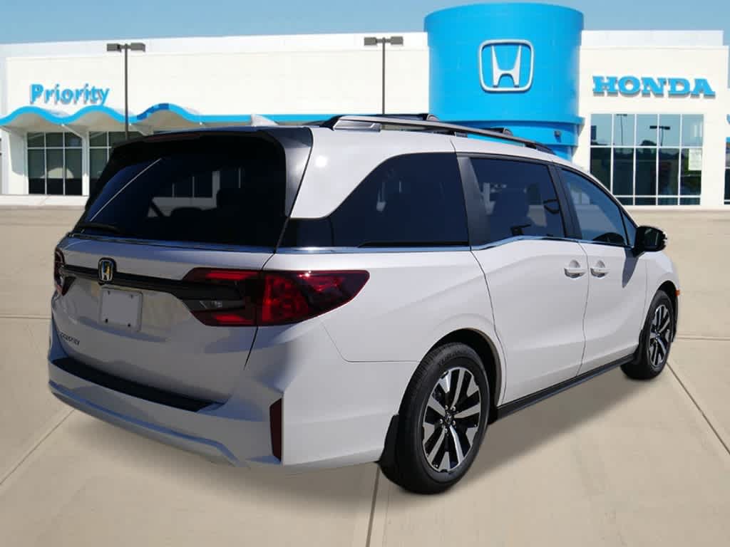 Thumbnail: 2026 Honda Odyssey - 4