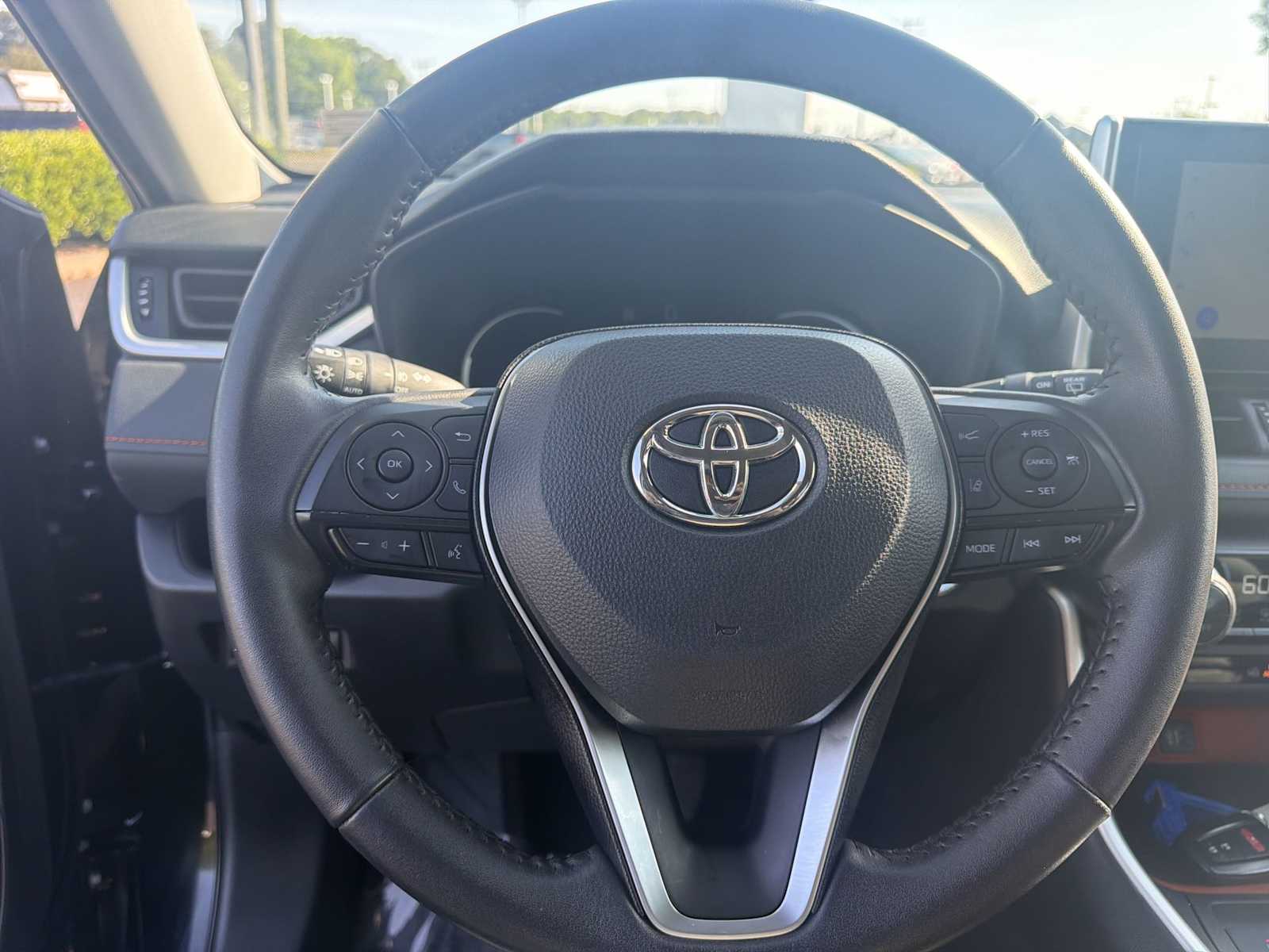 Thumbnail: 2024 Toyota RAV4 - 11