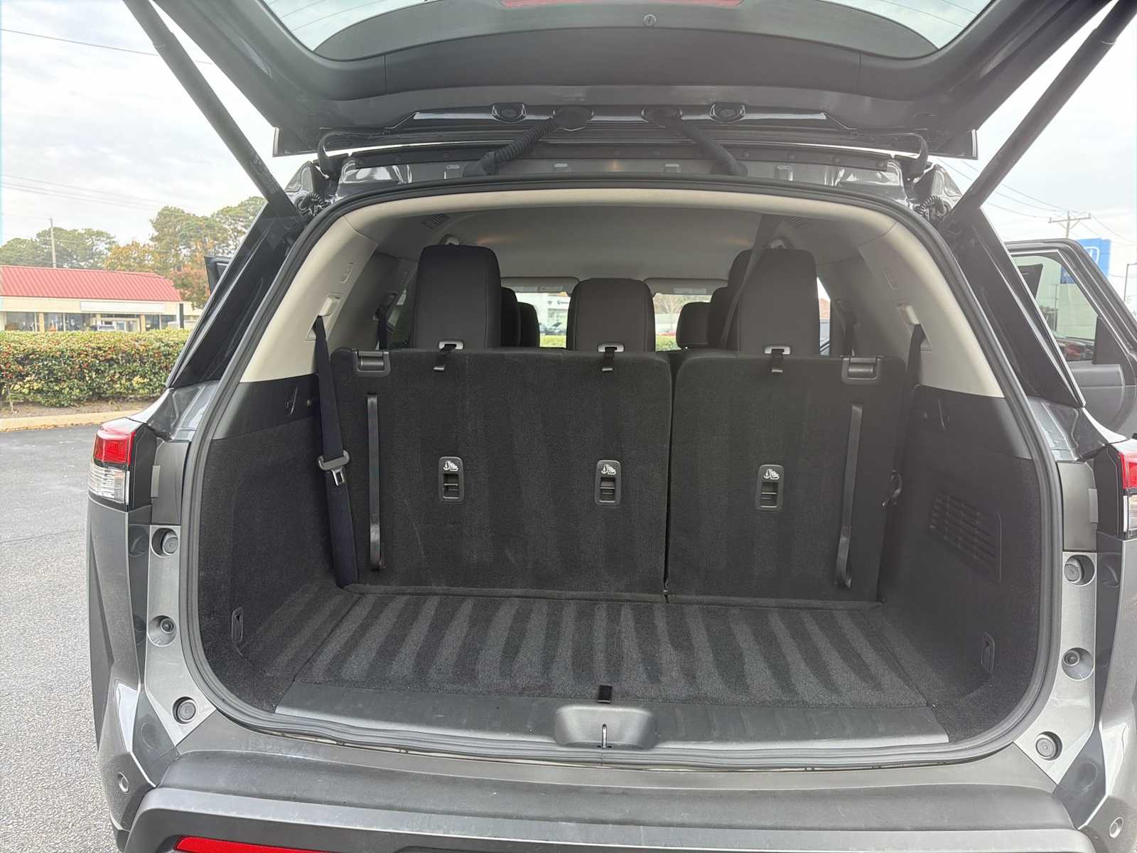 Thumbnail: 2025 Nissan Pathfinder - 19